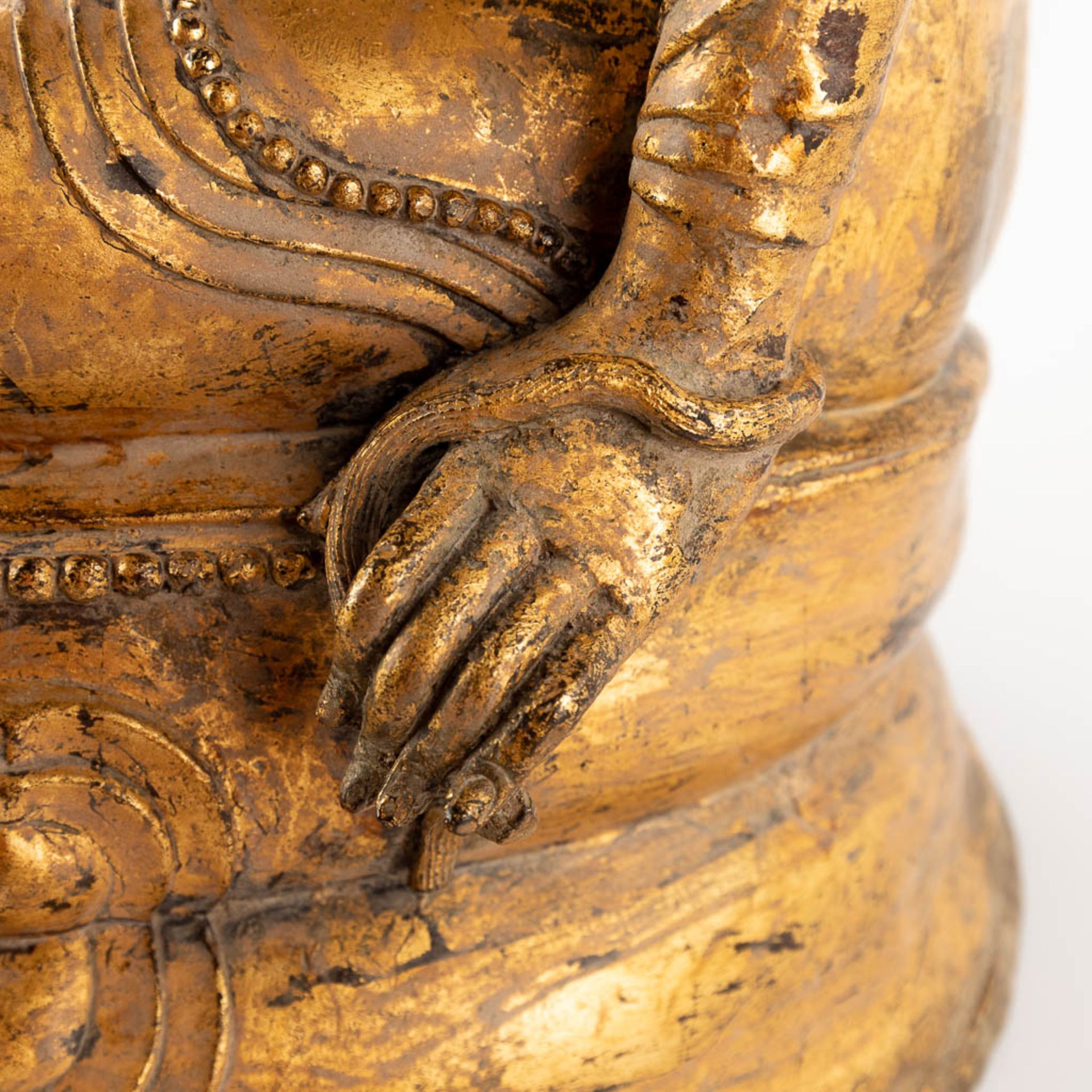 A sculpture of 'Green Tara', gilt bronze, 19th/20th C. (W:34 x H:49 cm) - Image 13 of 13