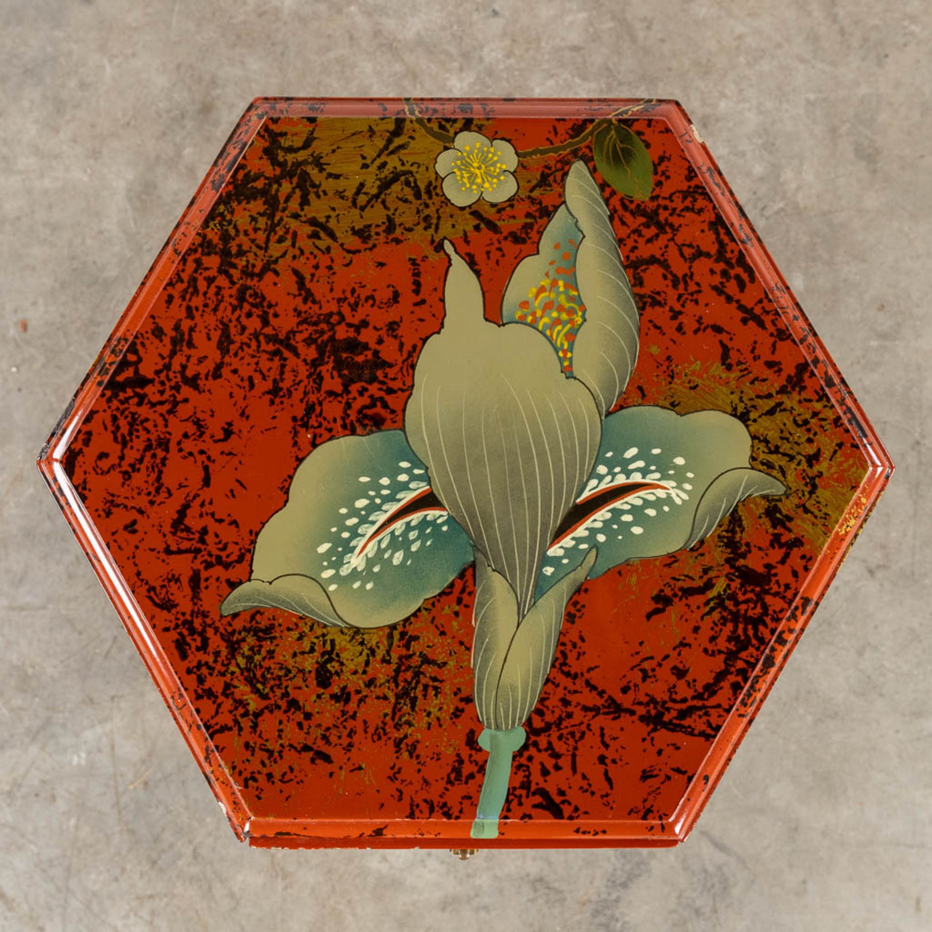 A hexagonal with six drawers and hand-painted flower decor. Circa 1970. (D:40 x W:40 x H:67 cm) - Image 10 of 16