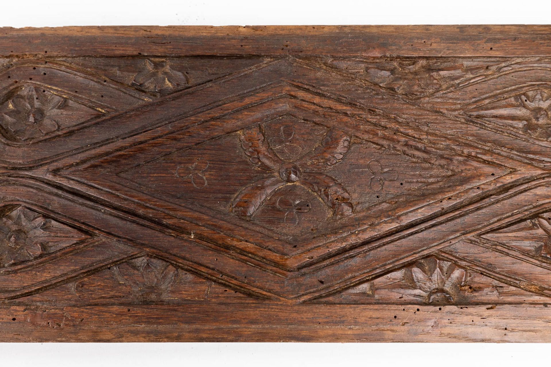 A large collection of panels, pieces and wood-sculptures, 16th/17th/18th C. (H:98 cm) - Bild 14 aus 25