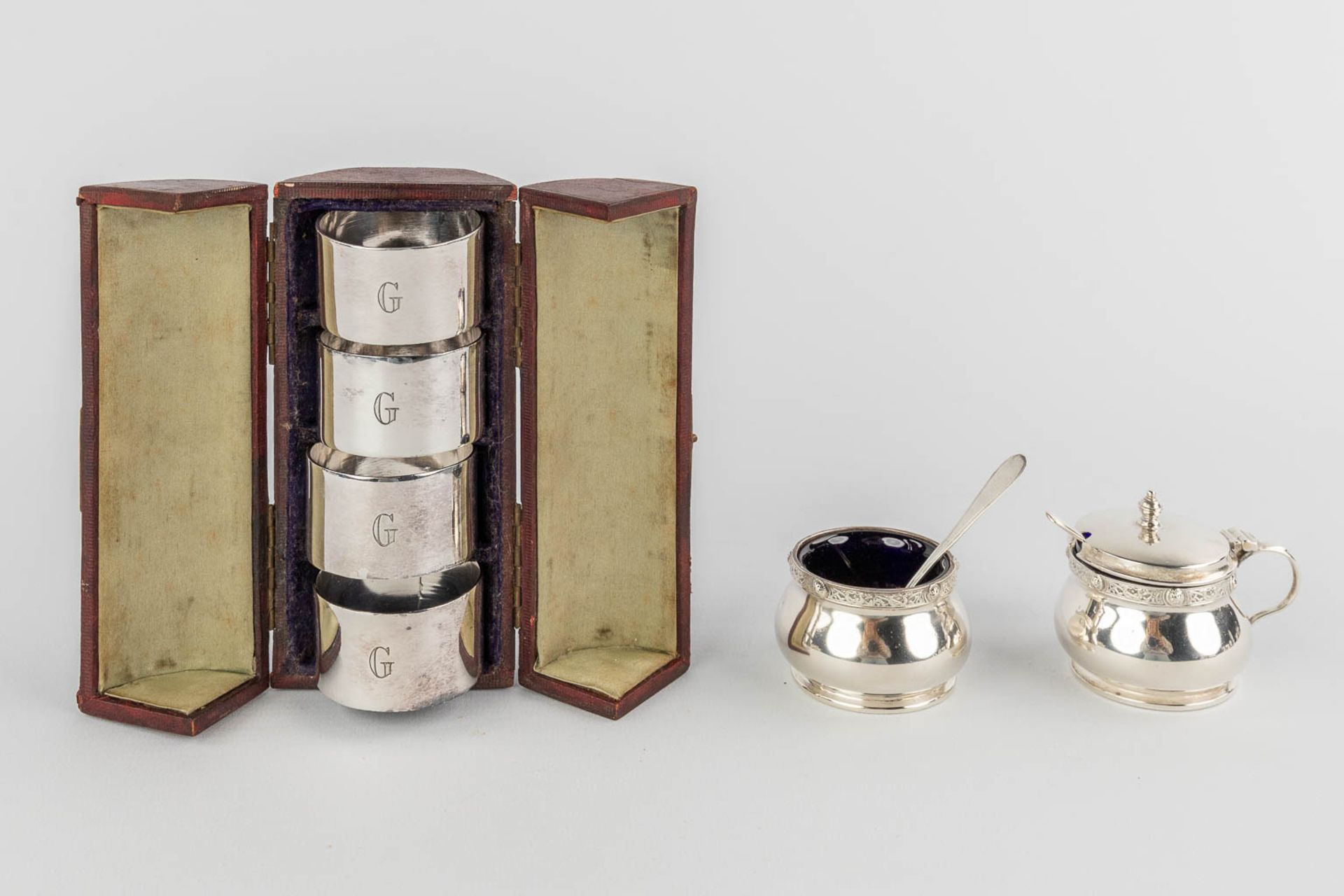 Large collection of silver items, Mostly England. 19th C. Total gross weight: 2915g. (W:22 x H:14 cm - Bild 3 aus 30