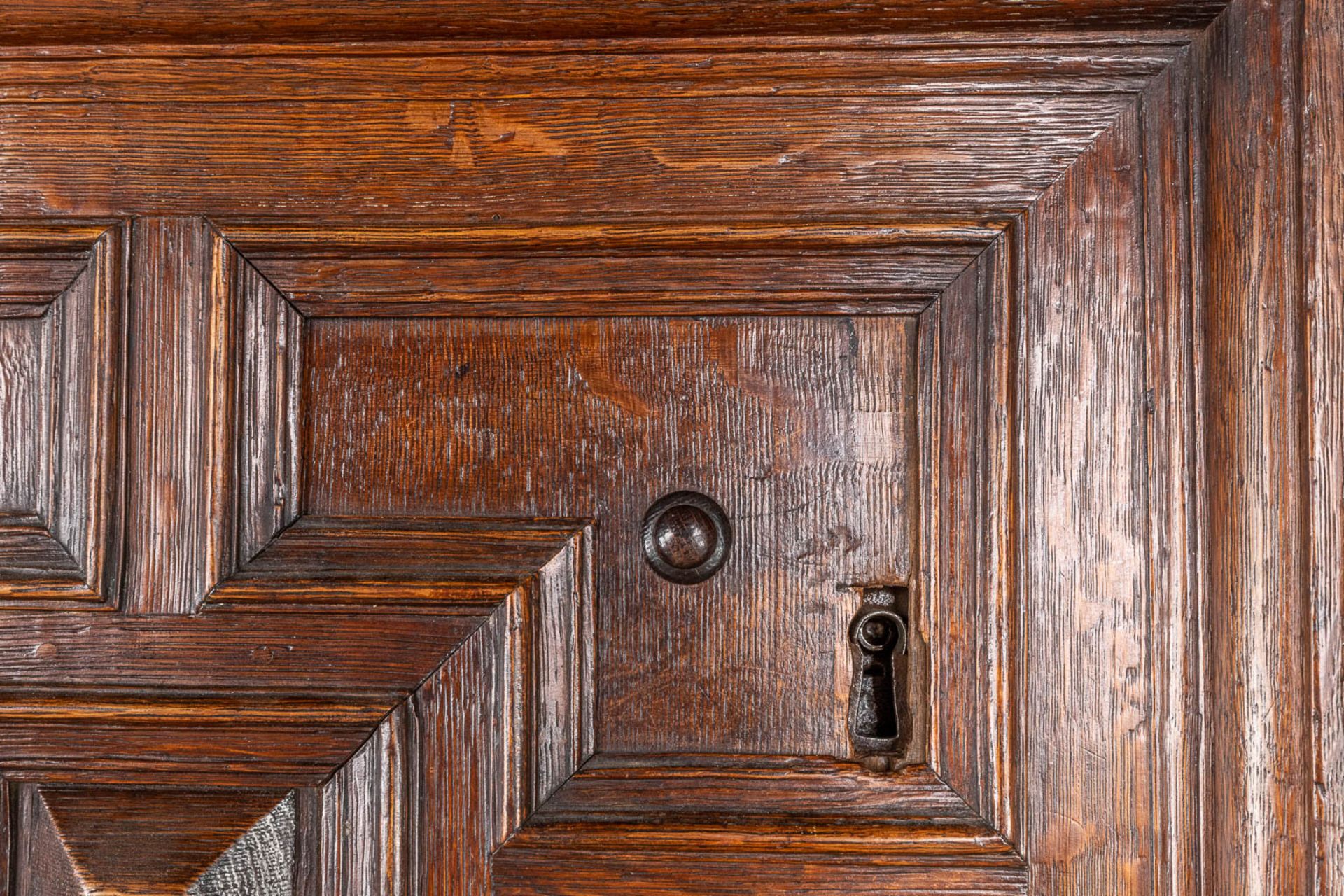 An antique four door cabinet, sculptured oak. 18th C. (D:76 x W:186 x H:216 cm) - Image 9 of 20