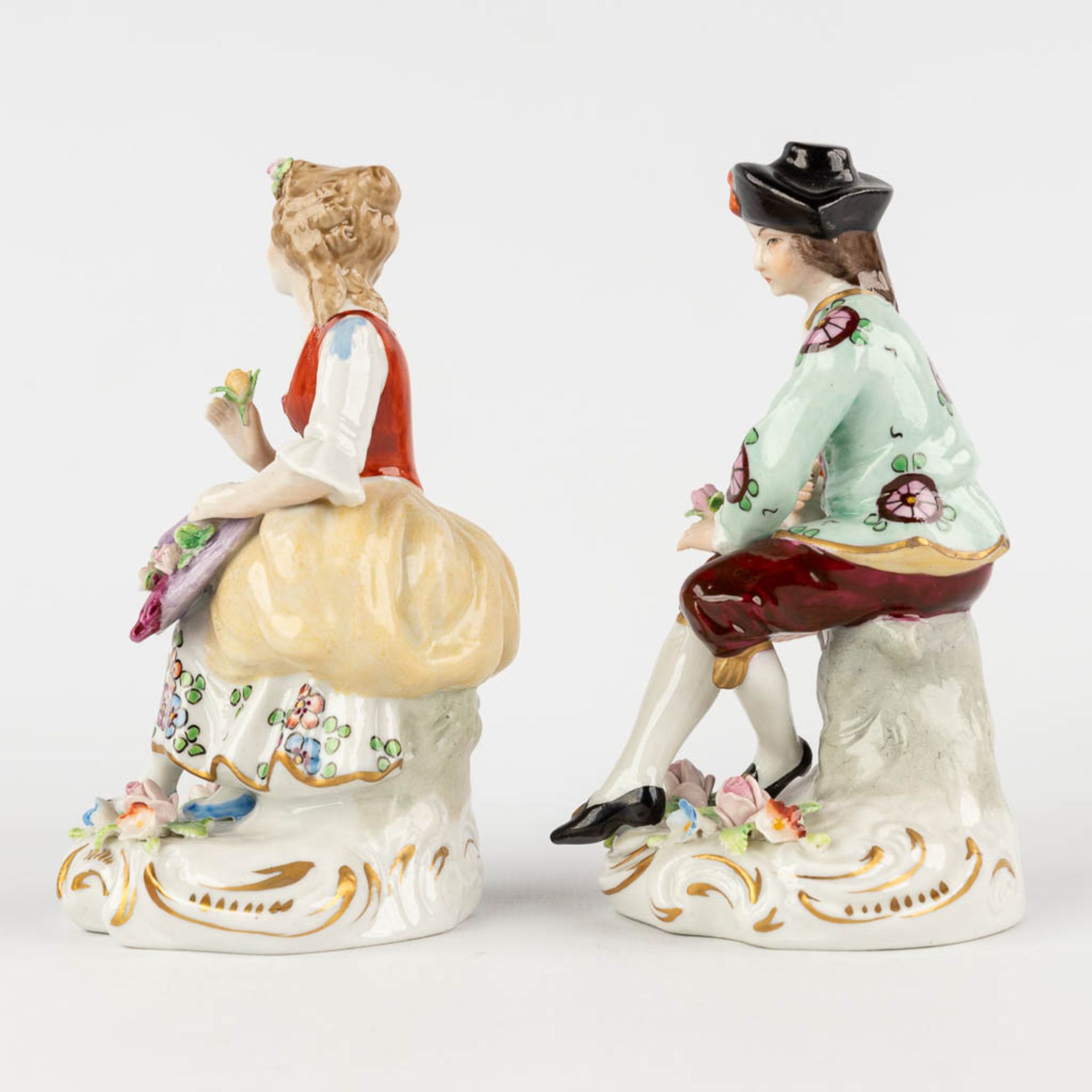 Sitzendorf, 4 figurines, poychrome porcelain. 19th and 20th C. (H:10 x D:9 cm) - Bild 16 aus 20