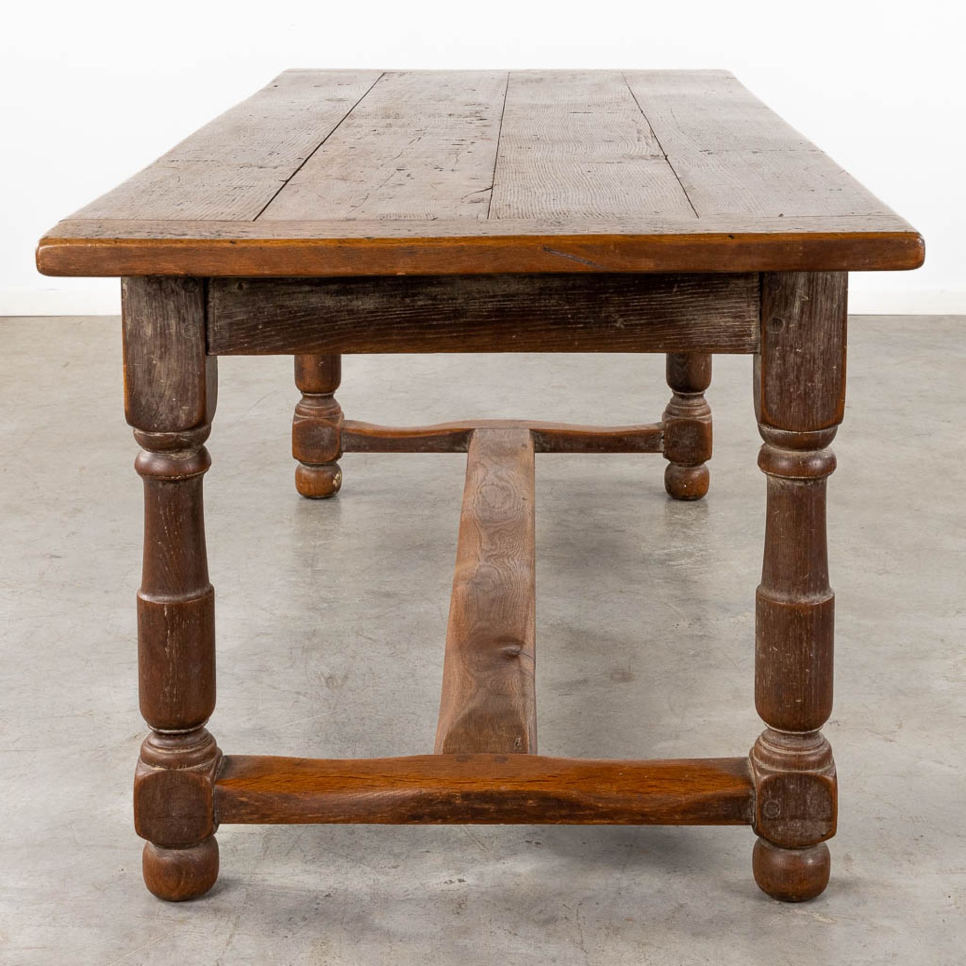 An antique farmer's table, oak, 19th C. (D:86 x W:198,5 x H:76 cm) - Image 7 of 12