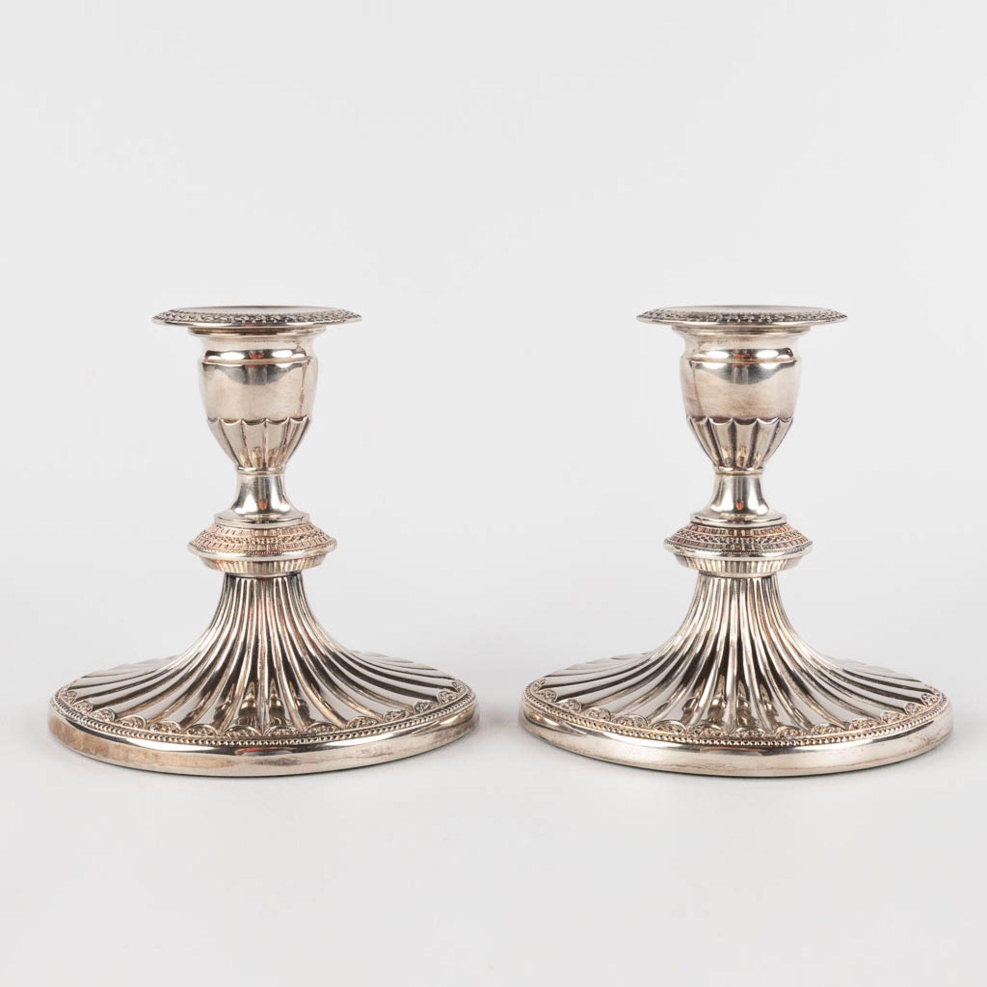 A silver-plated serving tray, two candlesticks and a bowl with Silver coin, One Rupee 1918. (D:37 x - Image 13 of 18