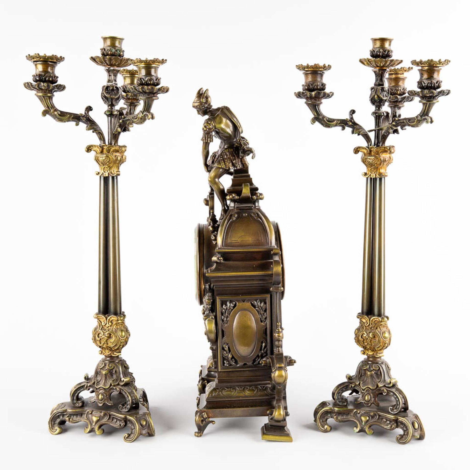 A three-piece mantle garniture clock and candelabra. Clock with an image of Mercury/Hermès. 19th C. - Image 7 of 14