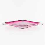 Val Saint Lambert, a pink crystal tray. (D:18,5 x W:54 x H:7,5 cm)