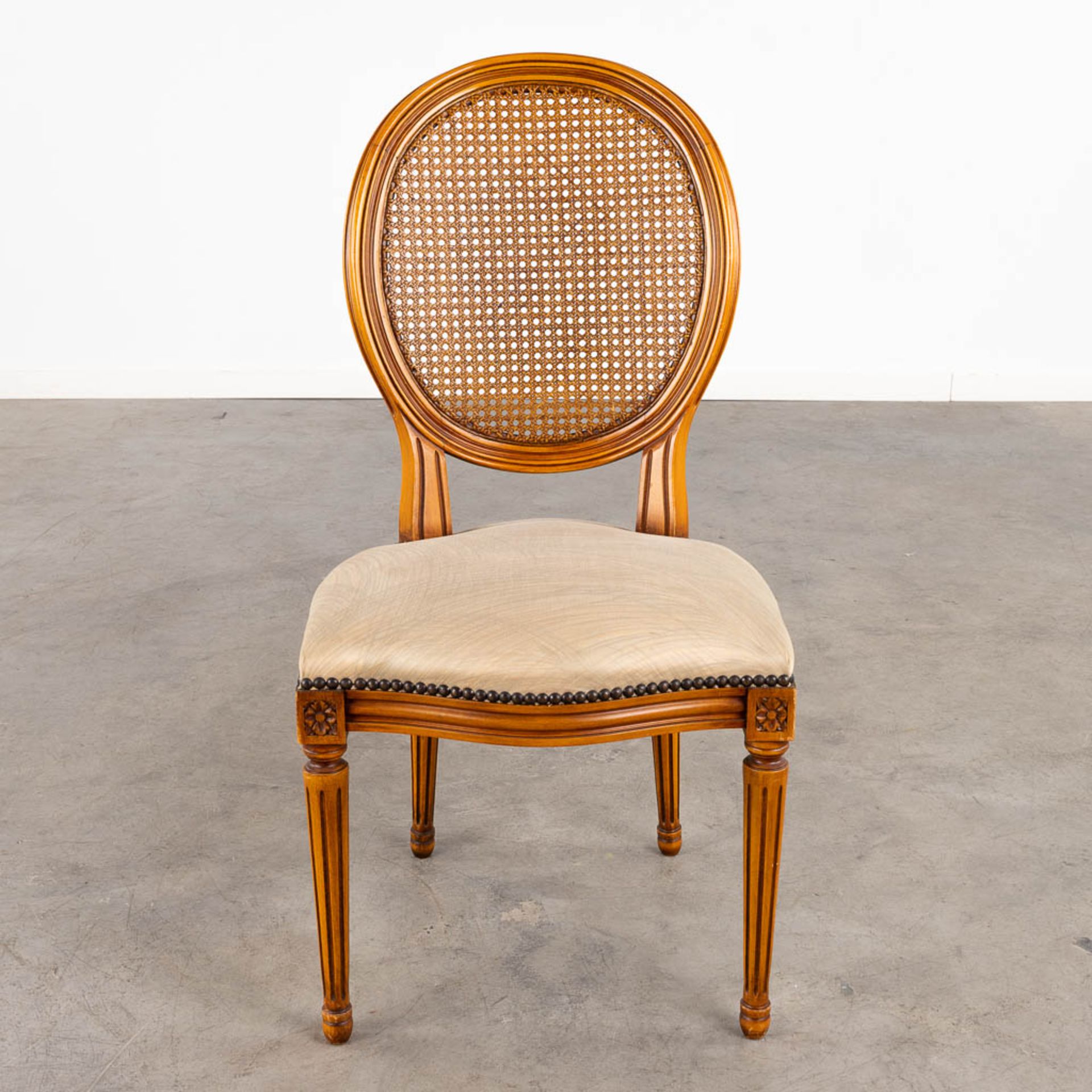 Giorgetti, 8 chairs, Louis XVI style finished with caning. (D:48 x W:48 x H:95 cm) - Image 6 of 13