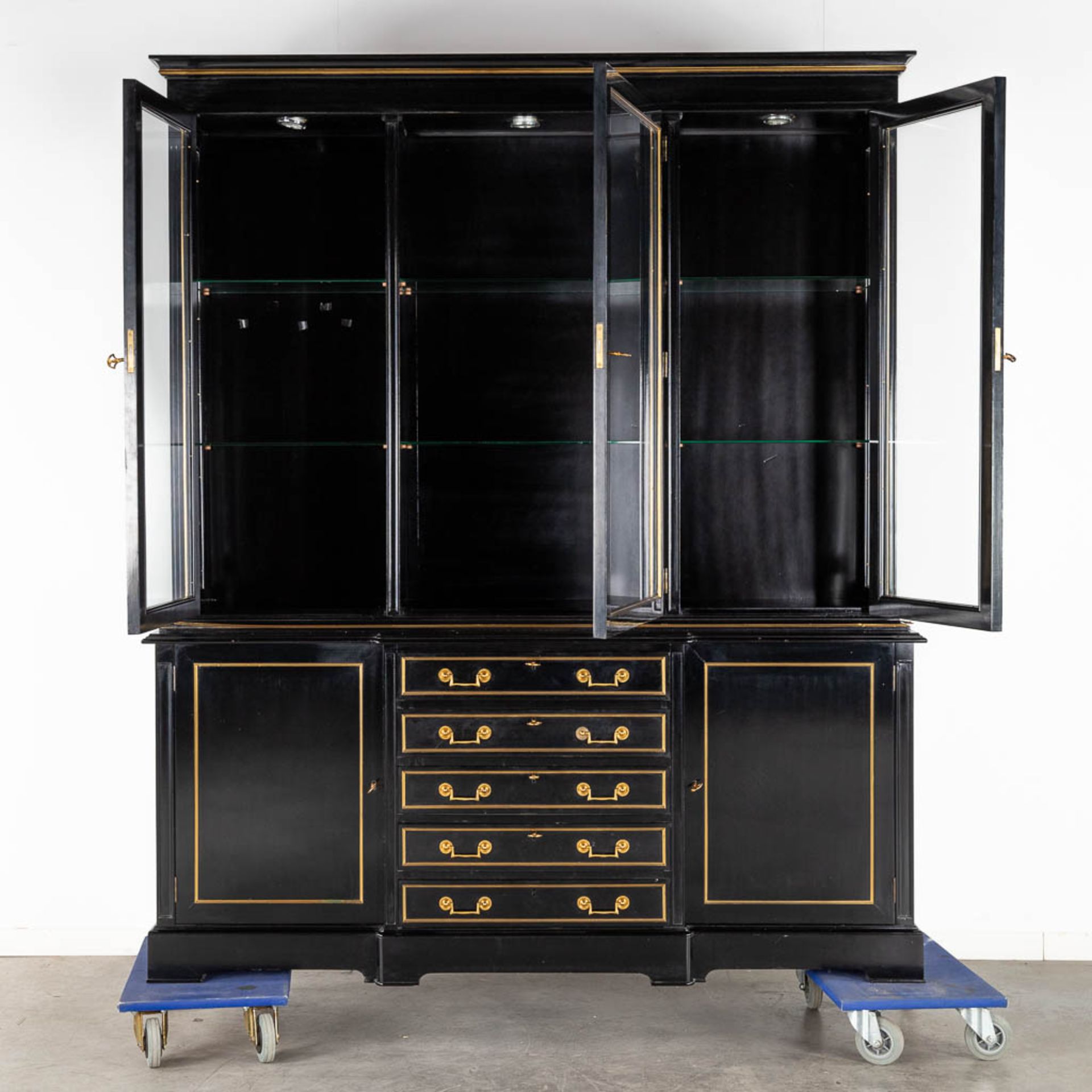 A black lacquered bookcase with gilt hardware. 20th C. (D:42 x W:167 x H:198 cm) - Image 3 of 13