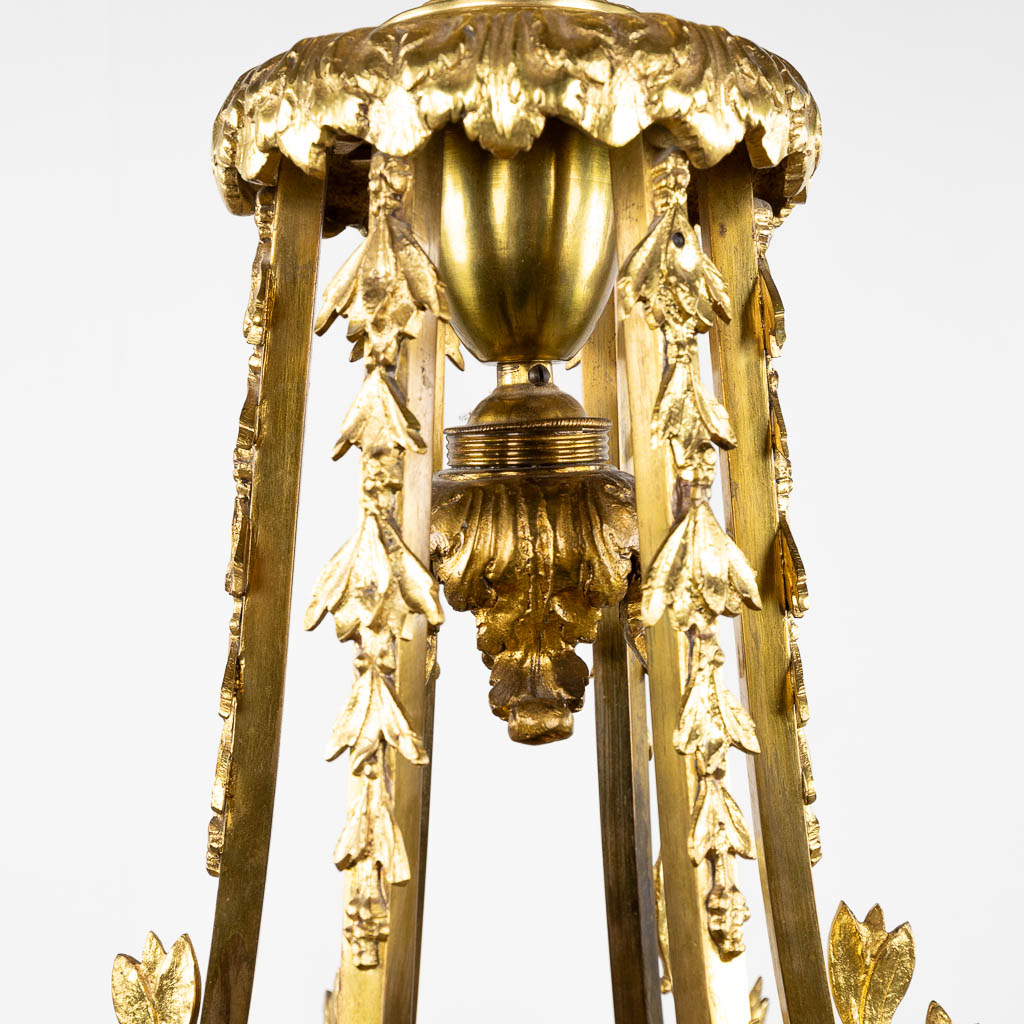 A chandelier, bronze with alabaster, decorated with putti and ram's heads, Louis XVI style. Circa 19 - Bild 5 aus 13