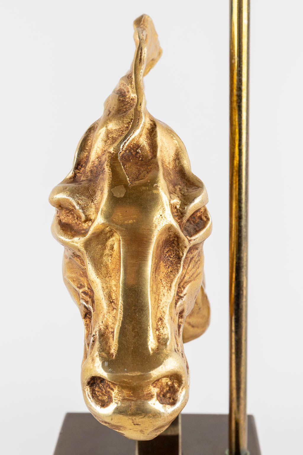 A table lamp with bronze horse head, 20th C. (H:74 cm) - Bild 9 aus 11