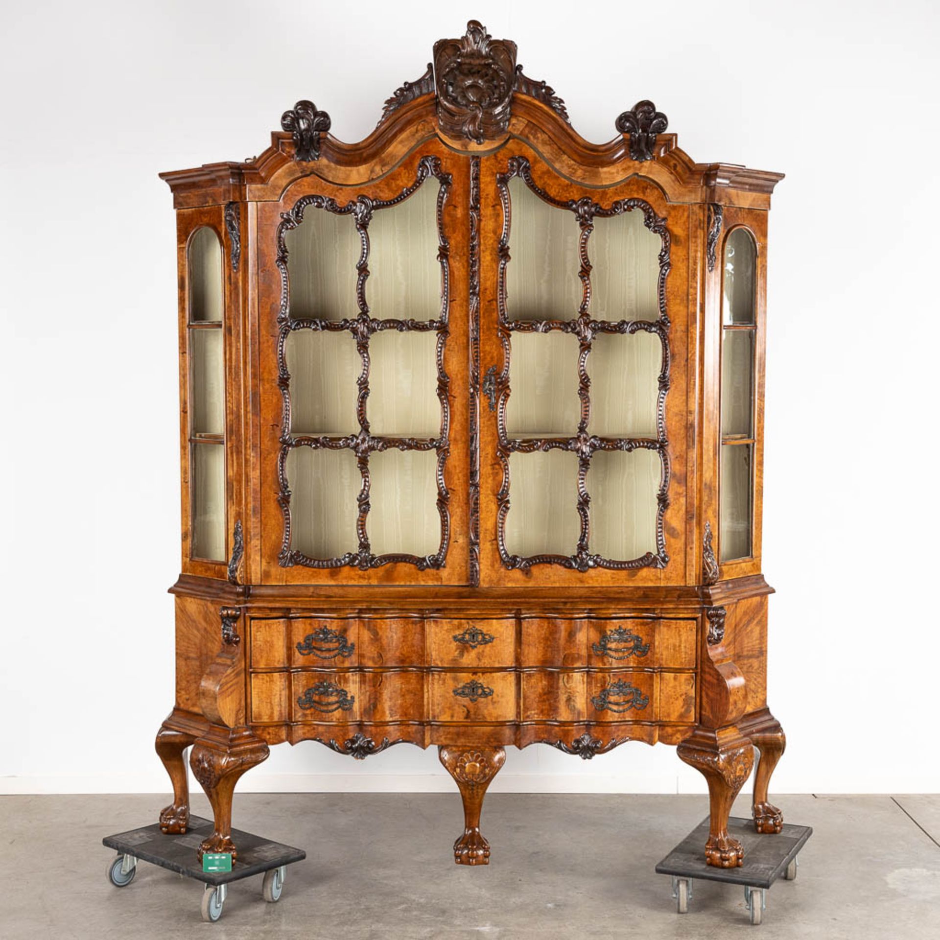 A large display cabinet, England, Chippendale style. 19th C. (D:53 x W:208 x H:252 cm) - Image 2 of 20