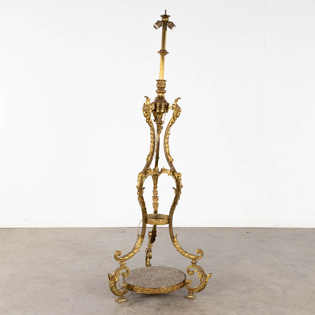 A floorlamp, bronze decorated with ram's heads and garlands in Louis XV style. (H:160 x D:53 cm) - Bild 6 aus 15