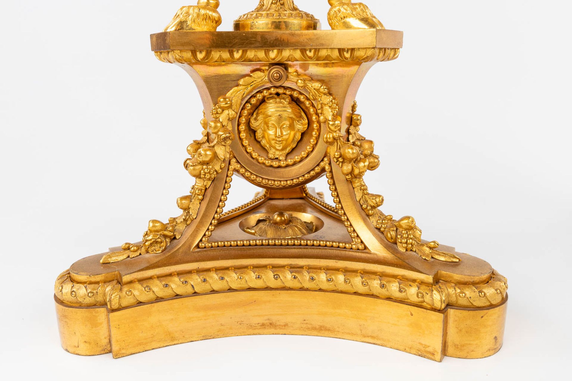 An imposing three-piece mantle garniture clock and candelabra, gilt bronze in Louis XVI style. Maiso - Image 36 of 38