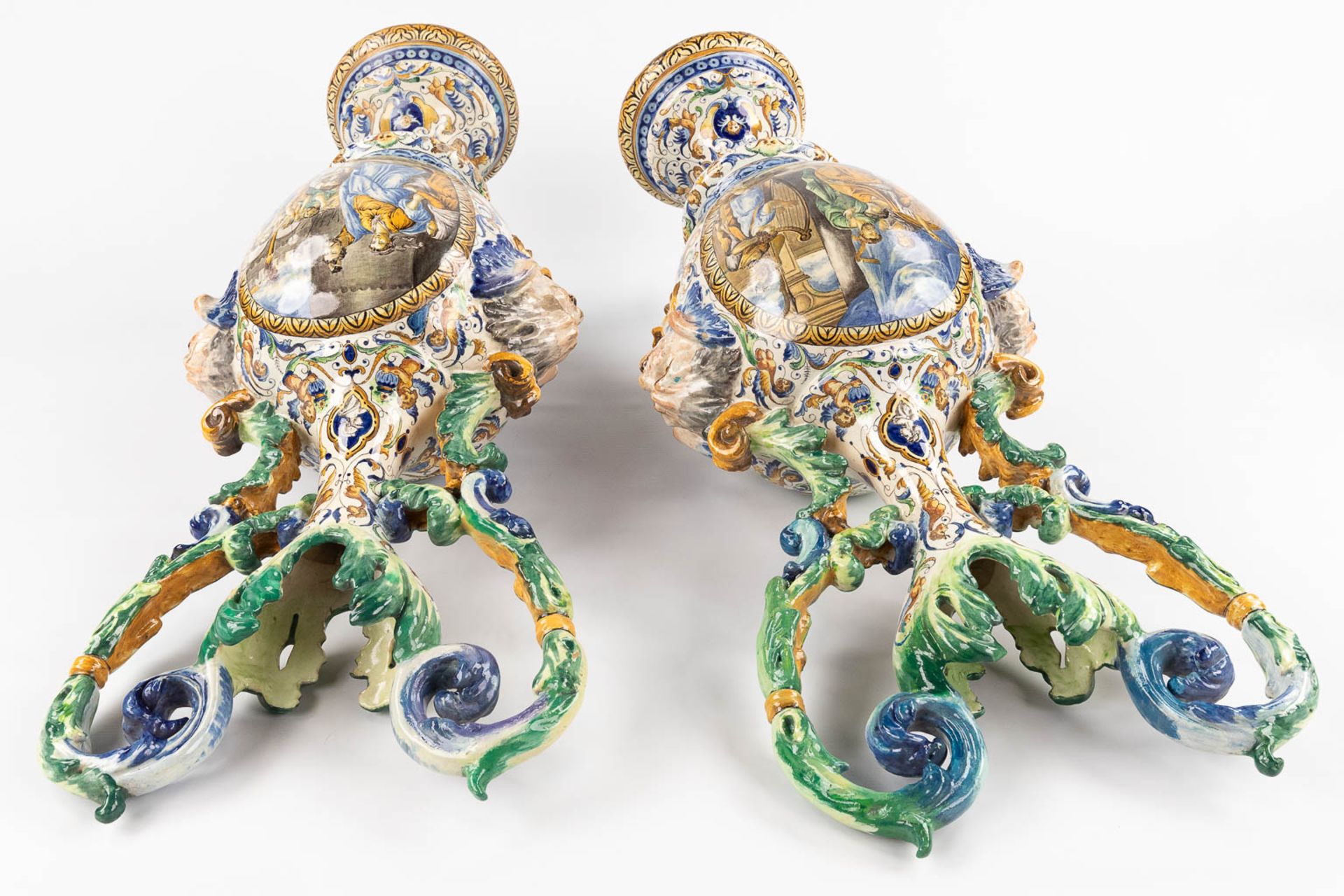 A pair of large vases, Italian Renaissance style, glazed faience. 20th C. (D:45 x W:45 x H:205 cm) - Image 10 of 31