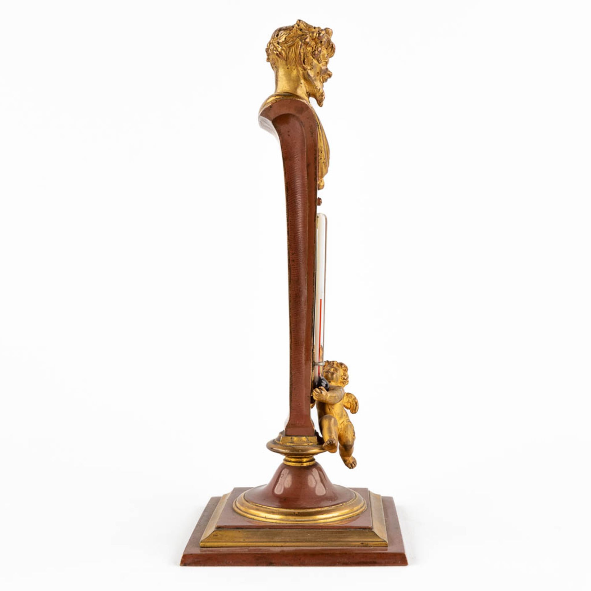 An antique thermometer, patinated bronze, decorated with a Satyr figurine and a putto. 19th C. (D:8 - Image 4 of 10