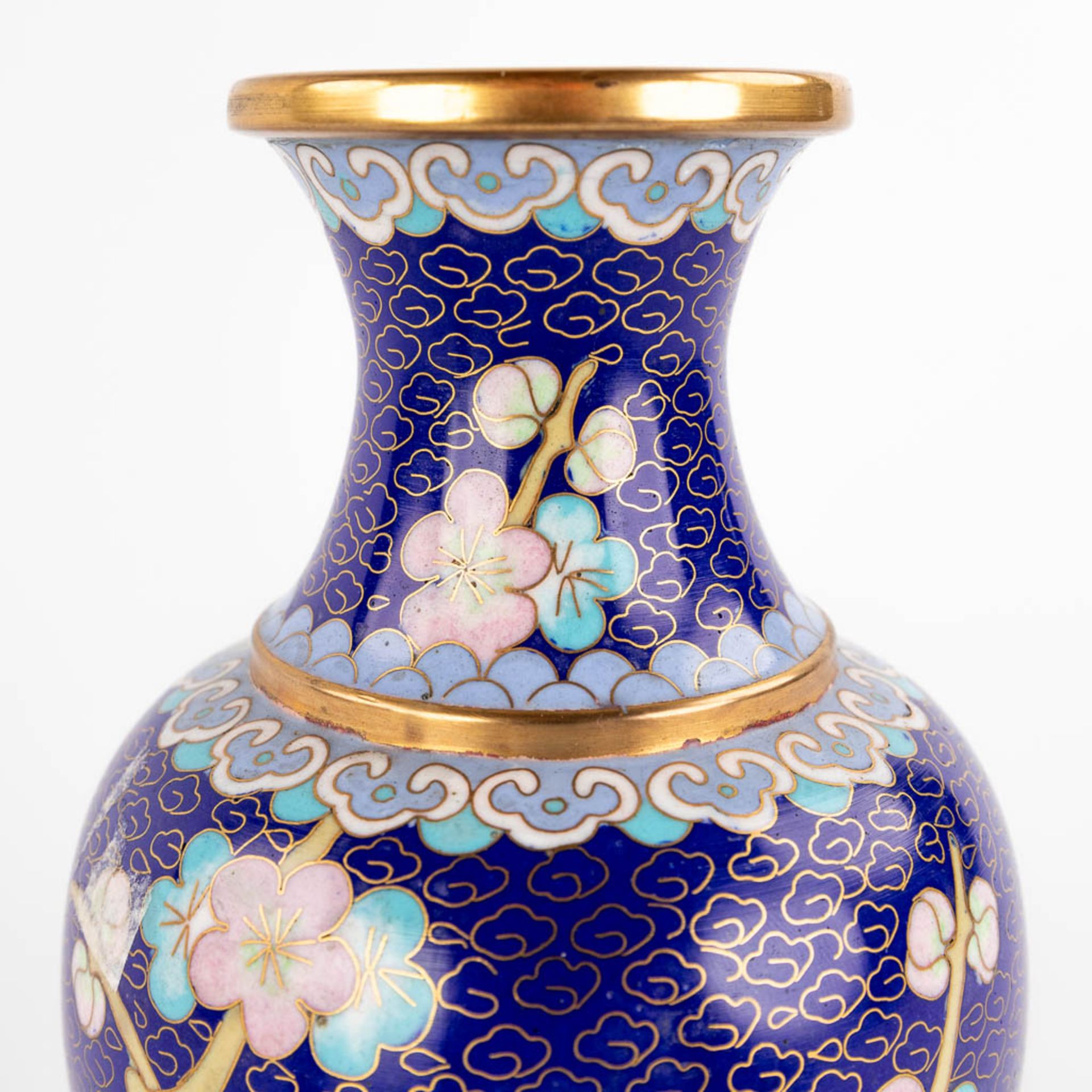 Five Oriental vases, cloisonné bronze. 20th C. (H:25 cm) - Image 17 of 27