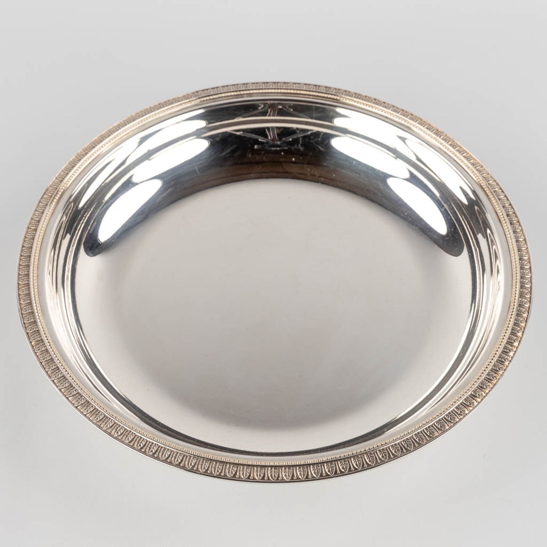 Christofle France, three pieces of silver plated serving accessories. (D:32 x W:45 cm) - Image 6 of 16