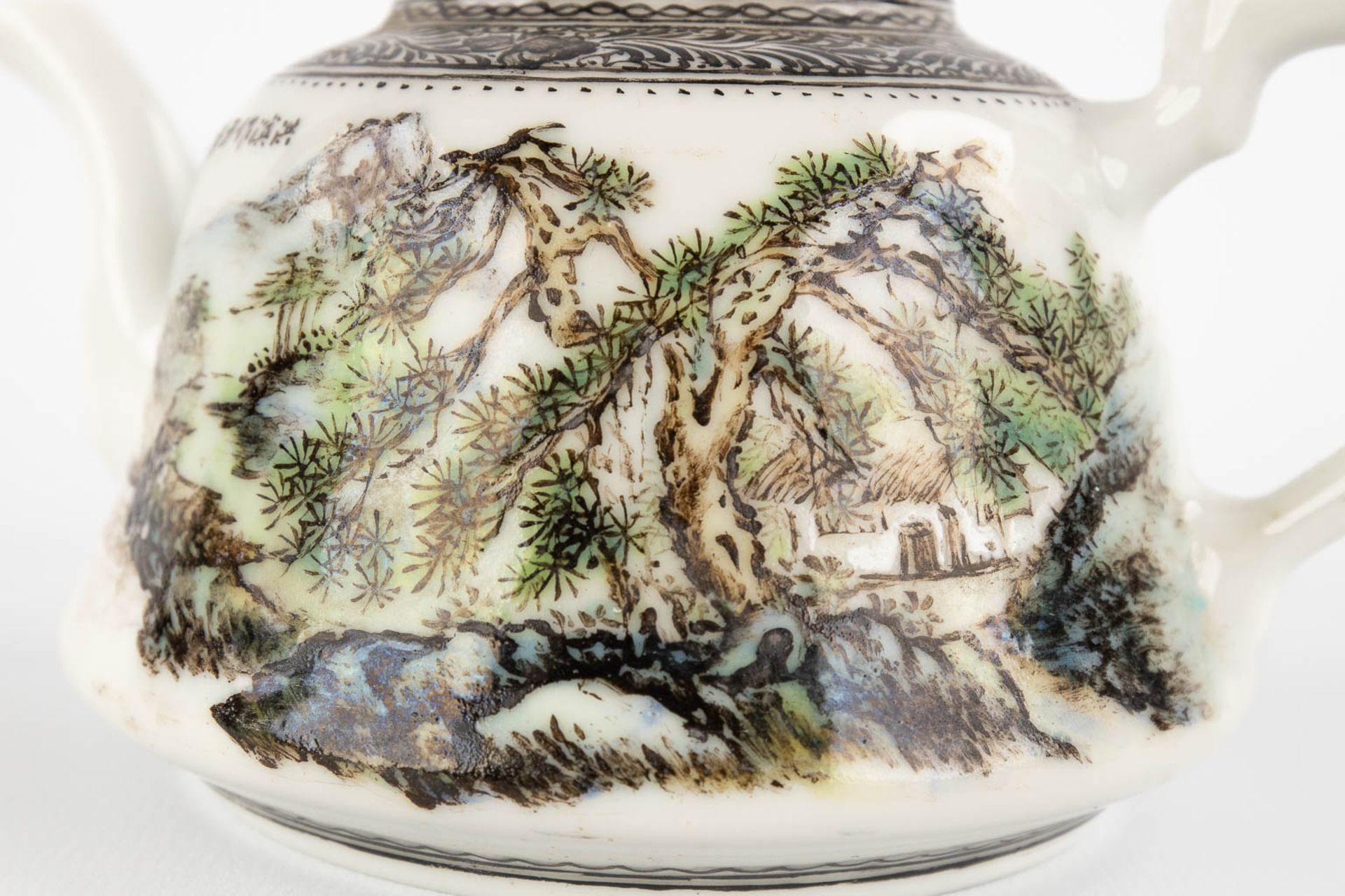 A Chinese teapot with landscape decor, 20th C. (D:11 x W:15 x H:9 cm) - Image 12 of 14