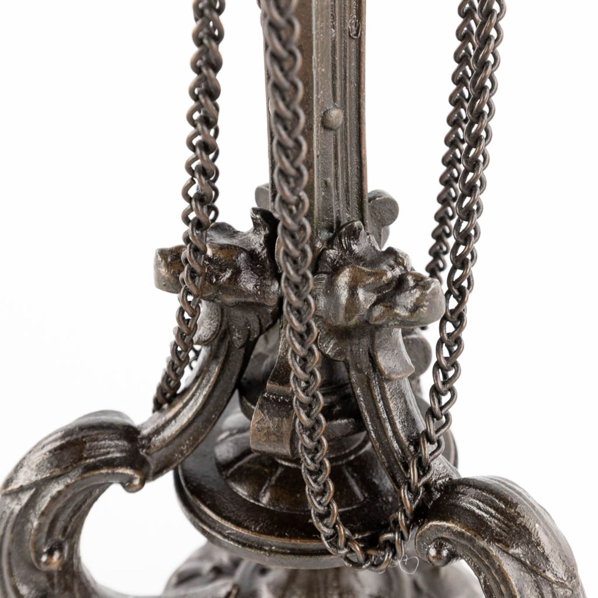 A pair of candelabra, bronze decorated with birds. 19th C. (H:56 x D:26 cm) - Image 8 of 12
