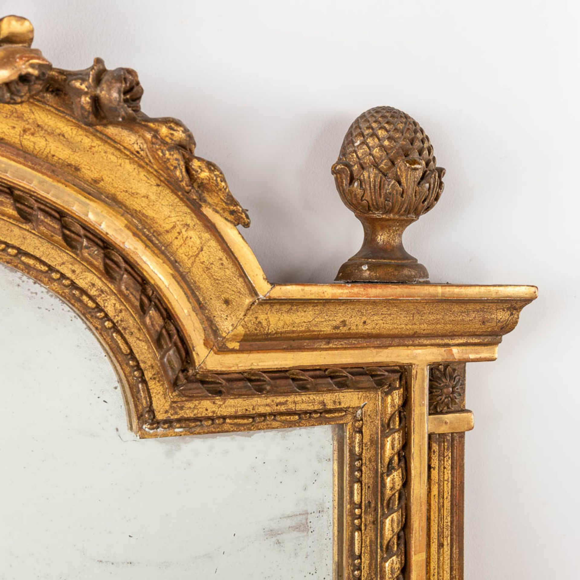 An antique mirror, gilt wood and stucco in Louis XVI style. Circa 1900.  (W:91 x H:160 cm) - Bild 4 aus 12