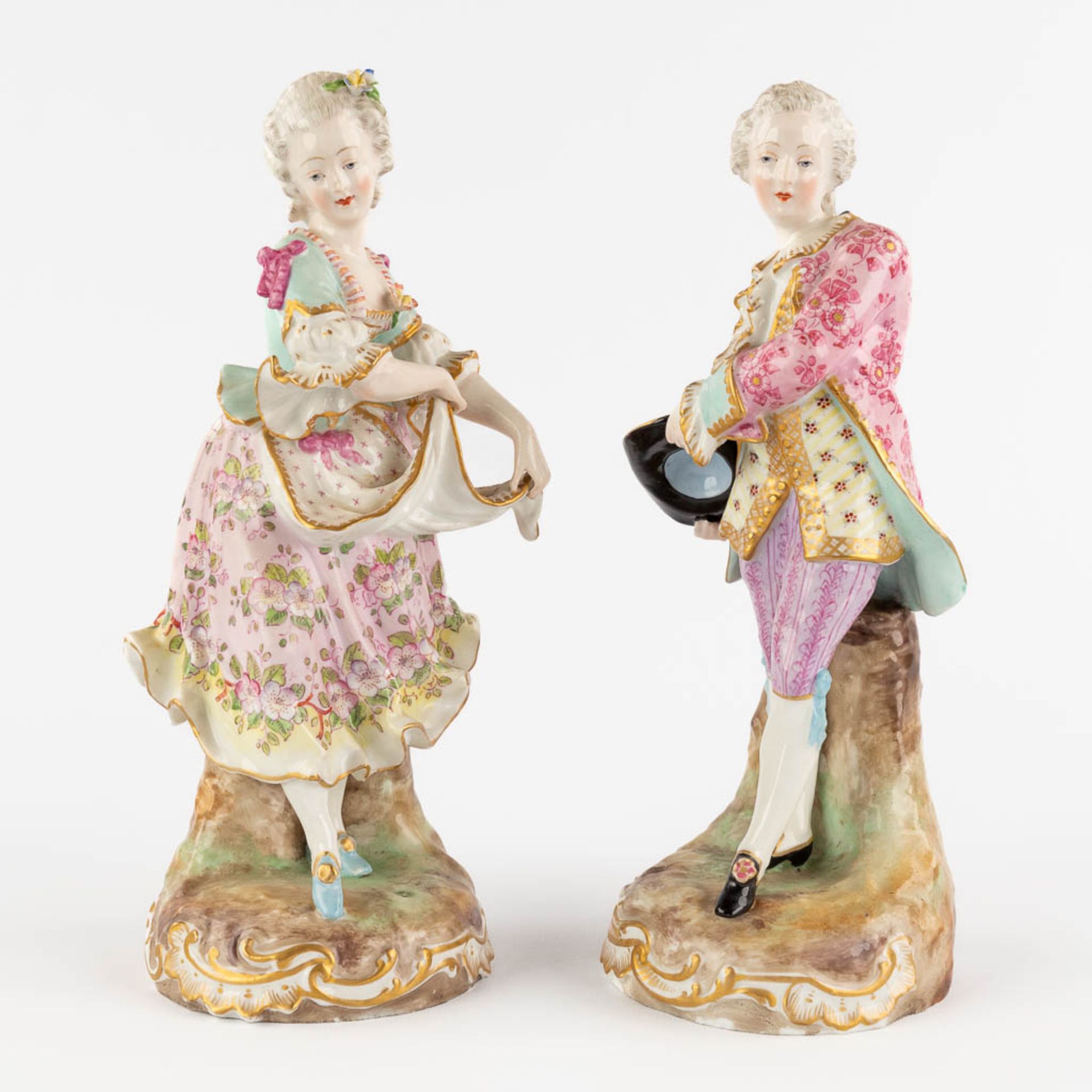 A Noble man and woman, polychrome porcelain with Meissener marks. (H:23 cm)