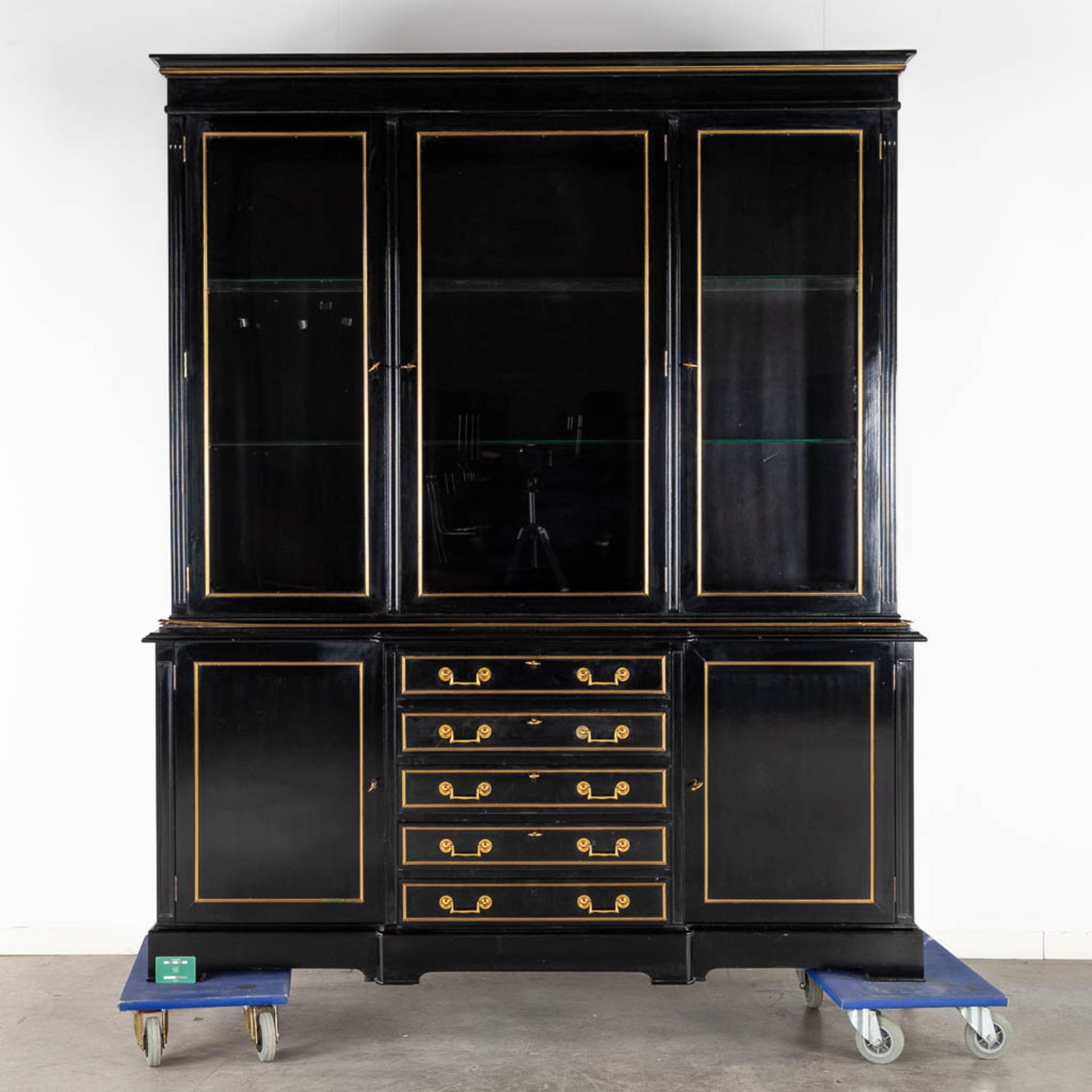 A black lacquered bookcase with gilt hardware. 20th C. (D:42 x W:167 x H:198 cm) - Image 2 of 13