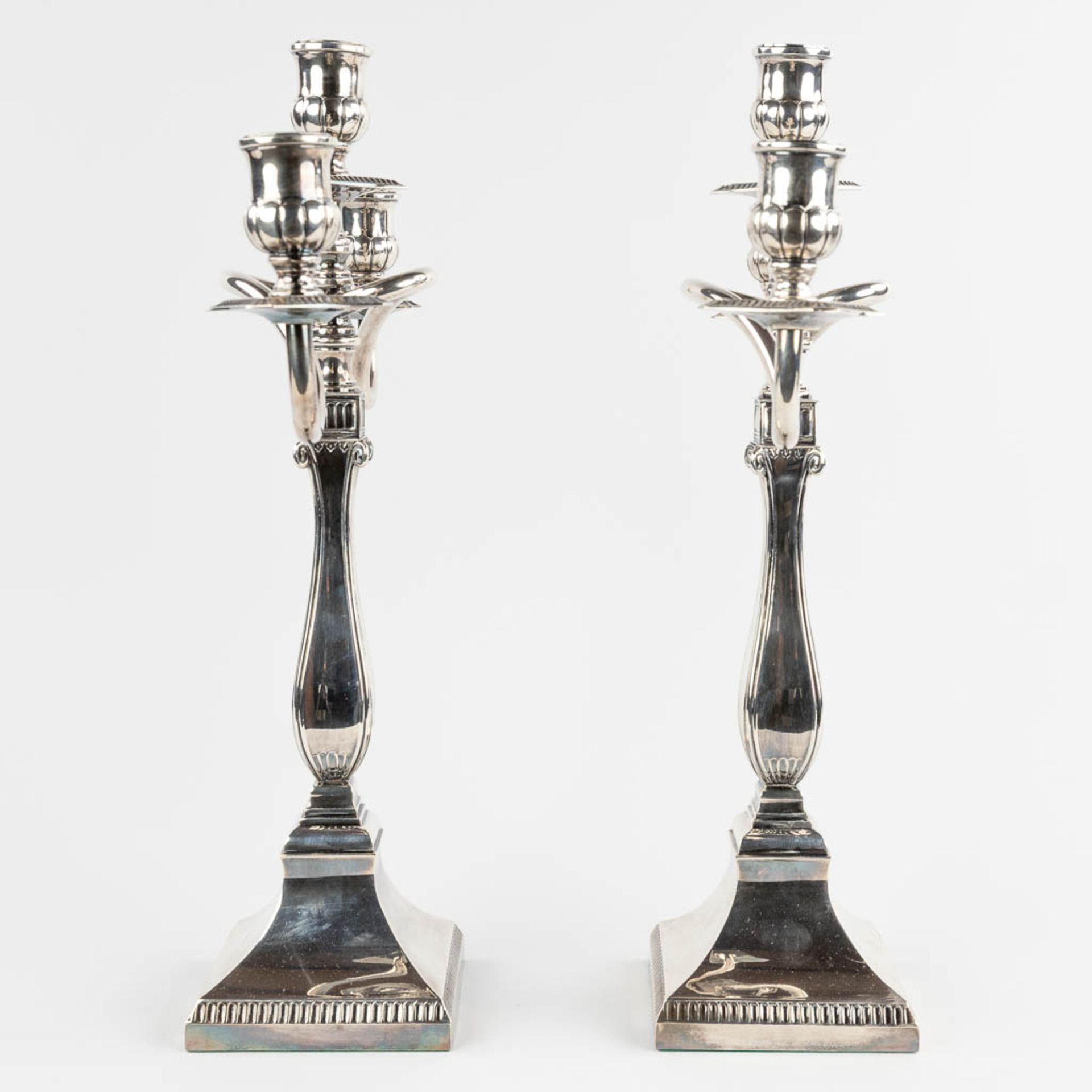 A pair of three-armed table candelabra, Spain, Silver, 915/1000. 1621g.  (D:12 x W:37 x H:45 cm) - Bild 4 aus 14
