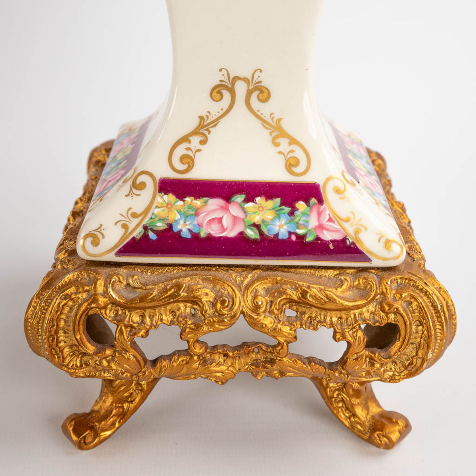 A three-piece mantle garniture clock and side pieces, porcelain mounted with bronze and floral decor - Image 9 of 14