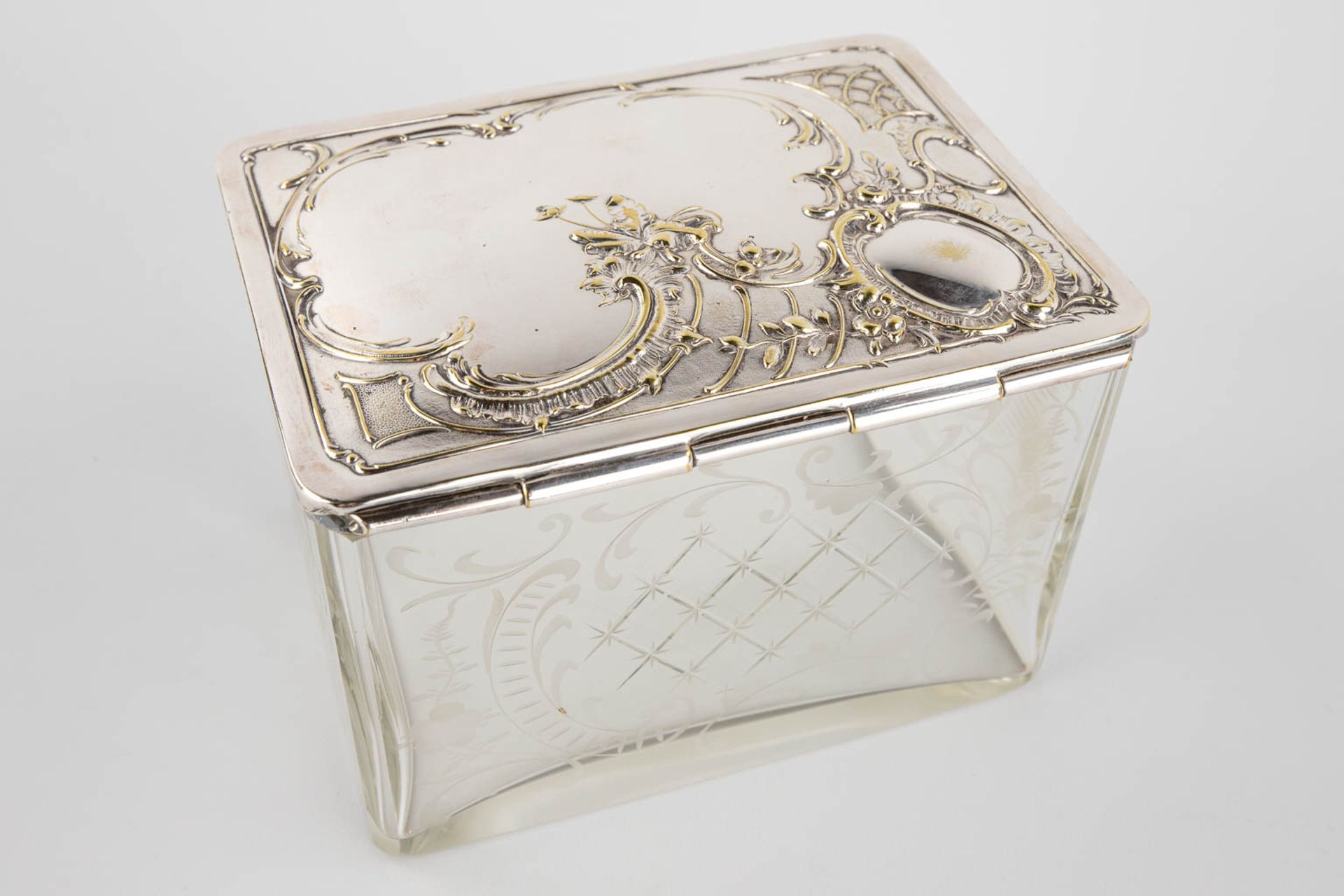 Four silver-plated storage boxes, ice-pails. (H:27 x D:20 cm) - Image 20 of 20