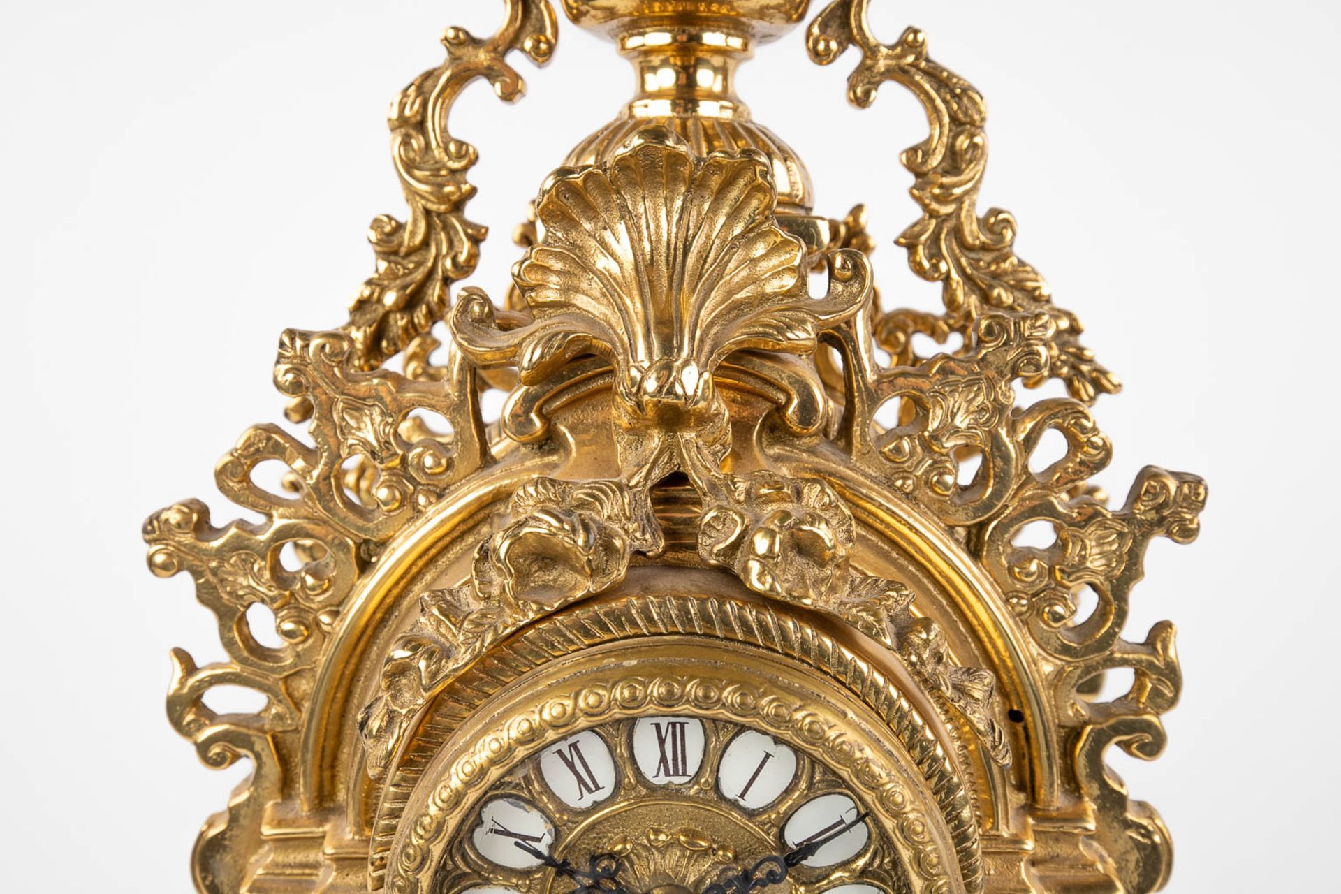 A three-piece mantle garniture clock and candelabra, bronze. 20th C. (D:16 x W:35 x H:62 cm) - Image 13 of 16