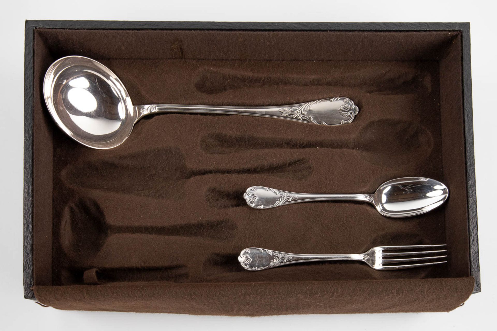 Christofle 'Marly' a 135-piece silver-plated cutlery in the original storage chest. (D:30 x W:47 x H - Image 14 of 18