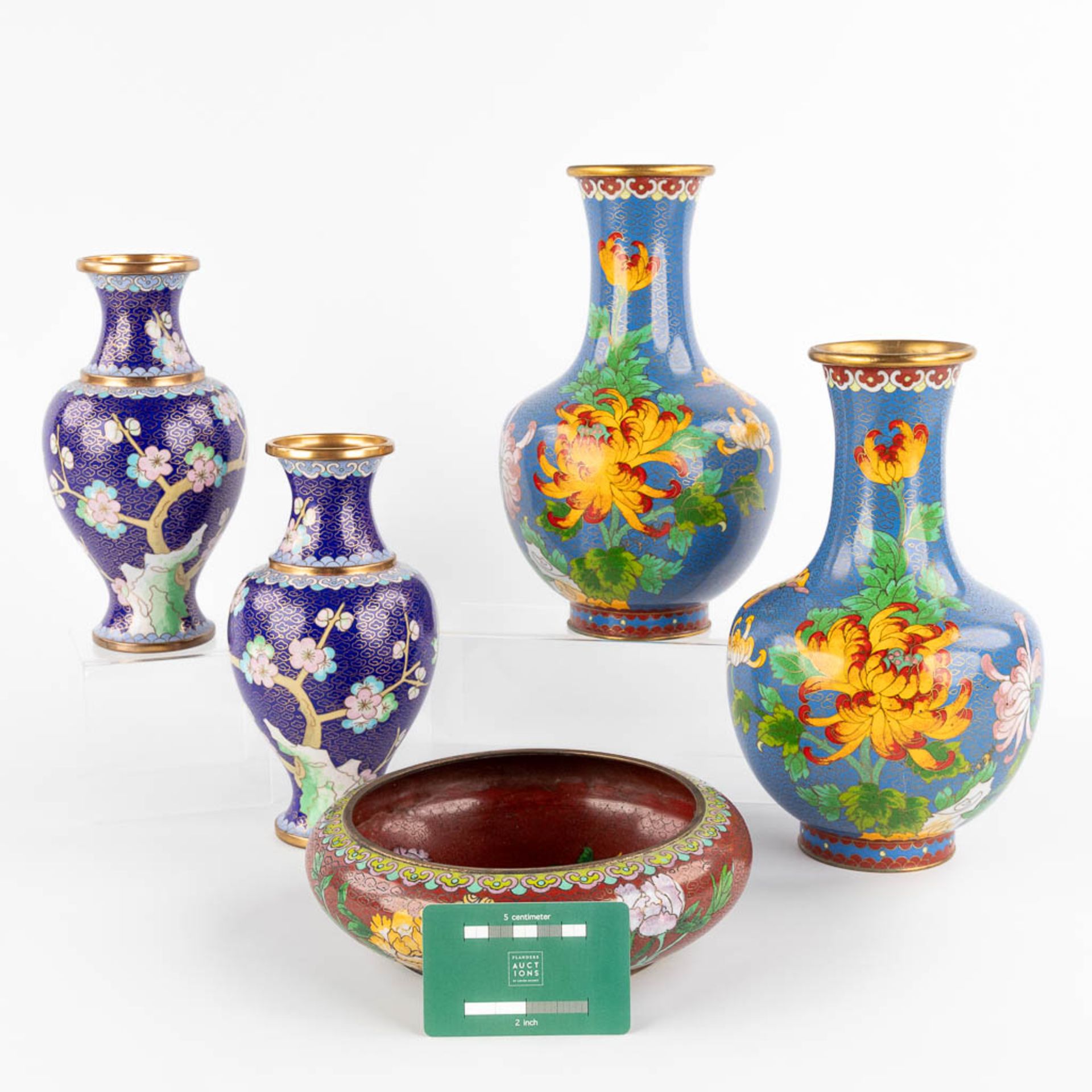 Five Oriental vases, cloisonné bronze. 20th C. (H:25 cm) - Image 2 of 27