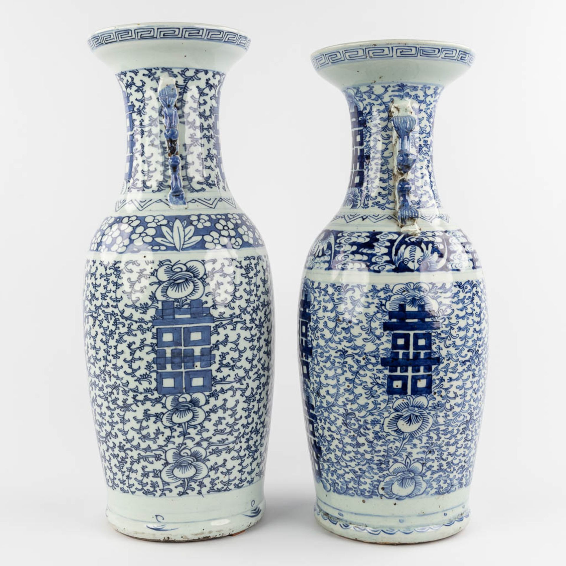 Two Chinese vases with blue-white double xi-sign of happiness. 19th/20th C. (H:60 x D:21 cm) - Image 4 of 12