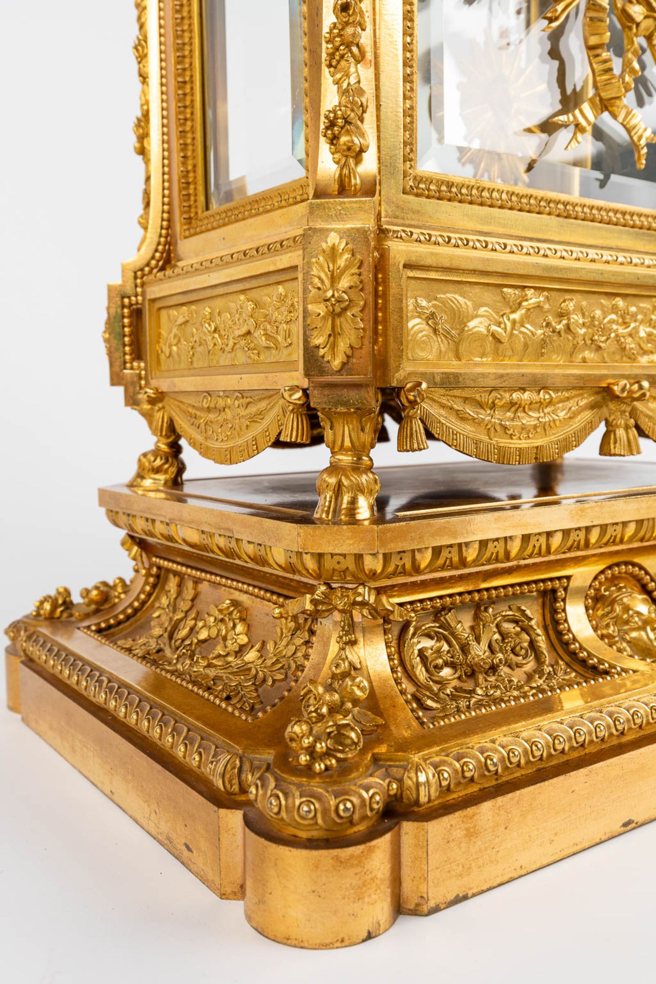 An imposing three-piece mantle garniture clock and candelabra, gilt bronze in Louis XVI style. Maiso - Image 9 of 38