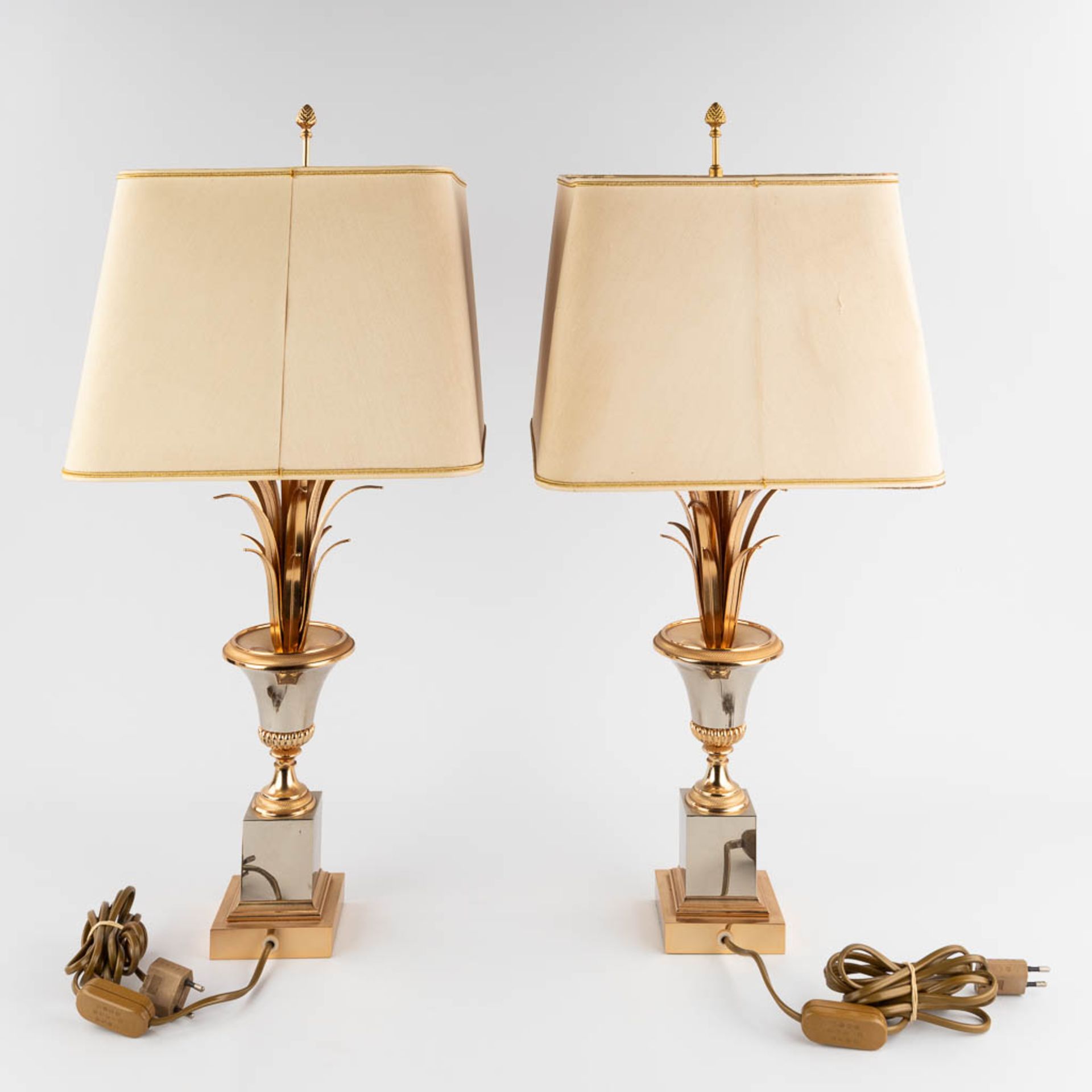 Boulanger S.A., A pair of table lamps, Hollywood Regency style. 20th C. (D:33 x W:33 x H:74 cm) - Bild 4 aus 13