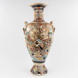 A large and decorative Japanese Satsuma vase. 20th C. (H:80 x D:32 cm)