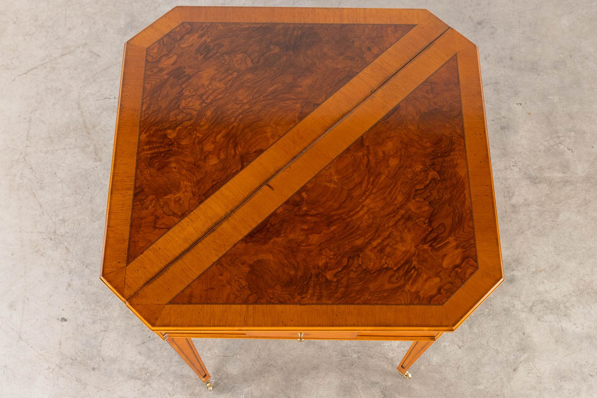 A young game table, marquetry inlay. 20th C. (D:104 x W:104 x H:74 cm) - Image 9 of 13