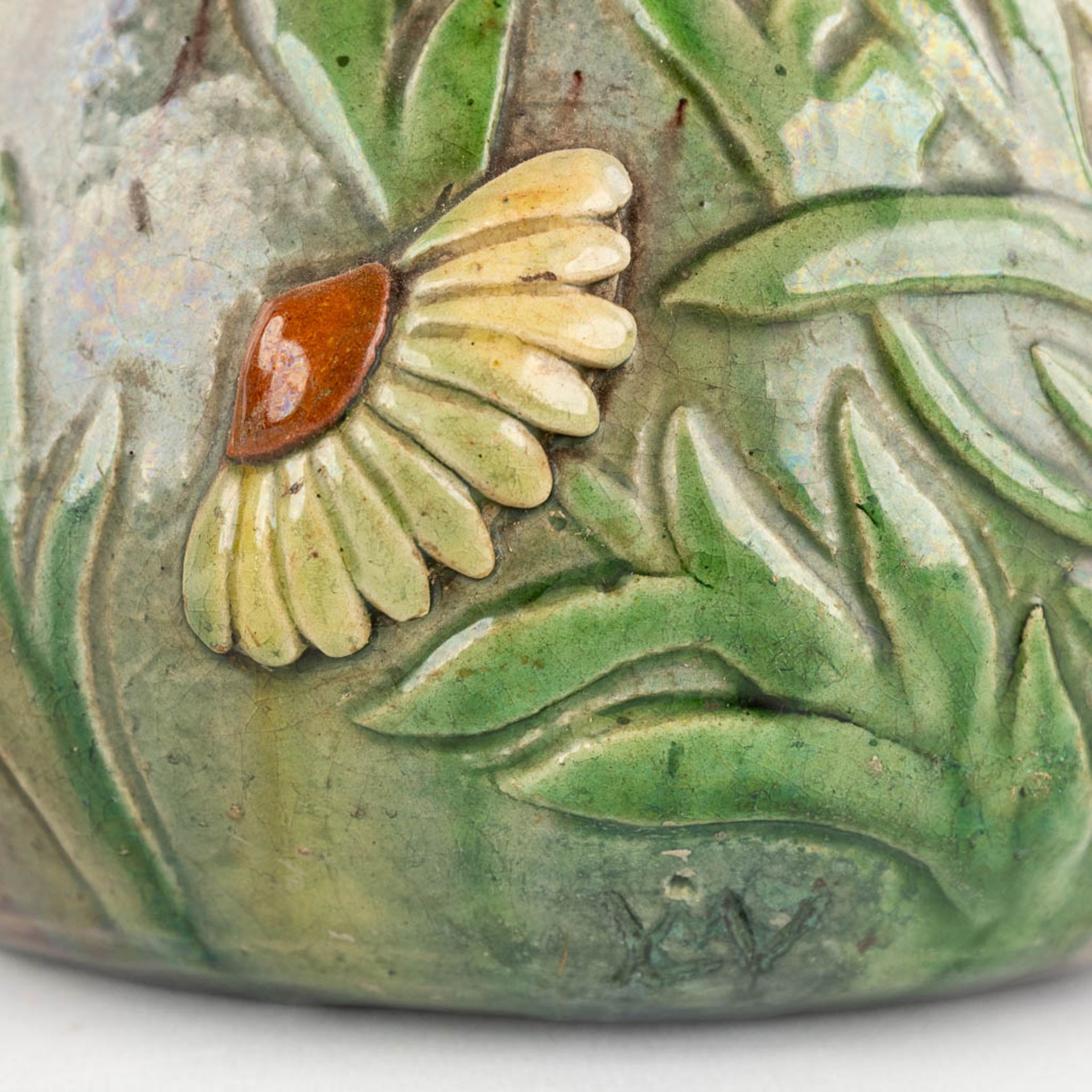 Léo MAES-VEREENOOGHE (XIX-XX) A vase, Flemish Earthenware with a flower decor. (H:33 x D:22 cm) - Image 9 of 11