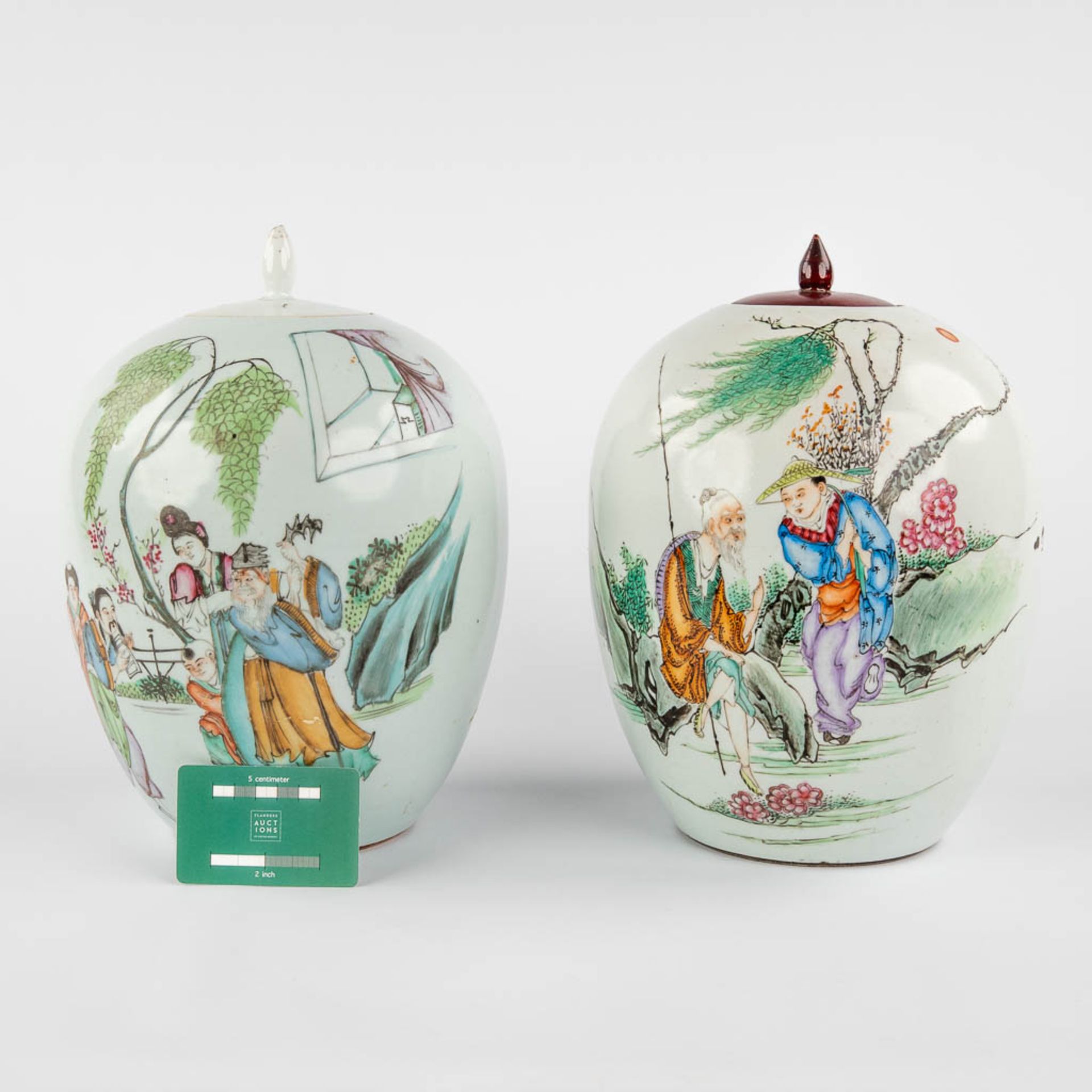Two Chinese ginger jars, Famille Rose, decorated with wise men and fishermen. 19th/20th C. (H:30 x D - Image 2 of 15