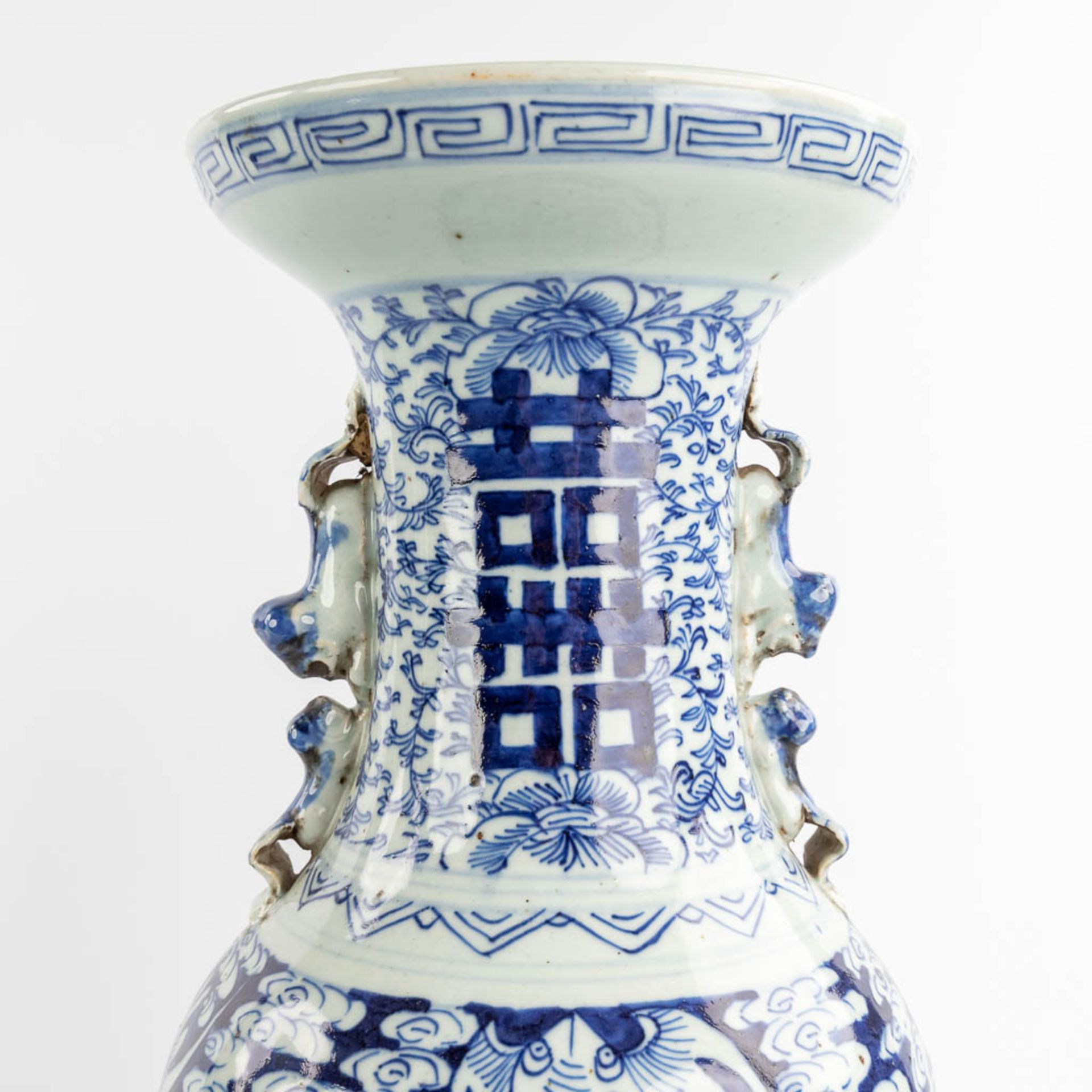 Two Chinese vases with blue-white double xi-sign of happiness. 19th/20th C. (H:60 x D:21 cm) - Image 9 of 12