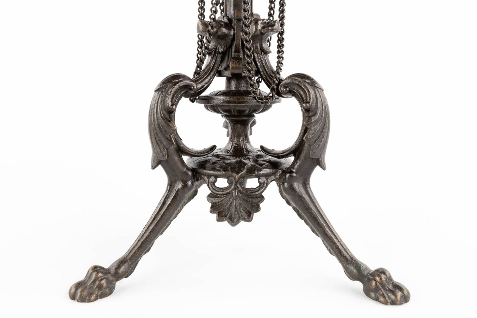A pair of candelabra, bronze decorated with birds. 19th C. (H:56 x D:26 cm) - Image 9 of 12