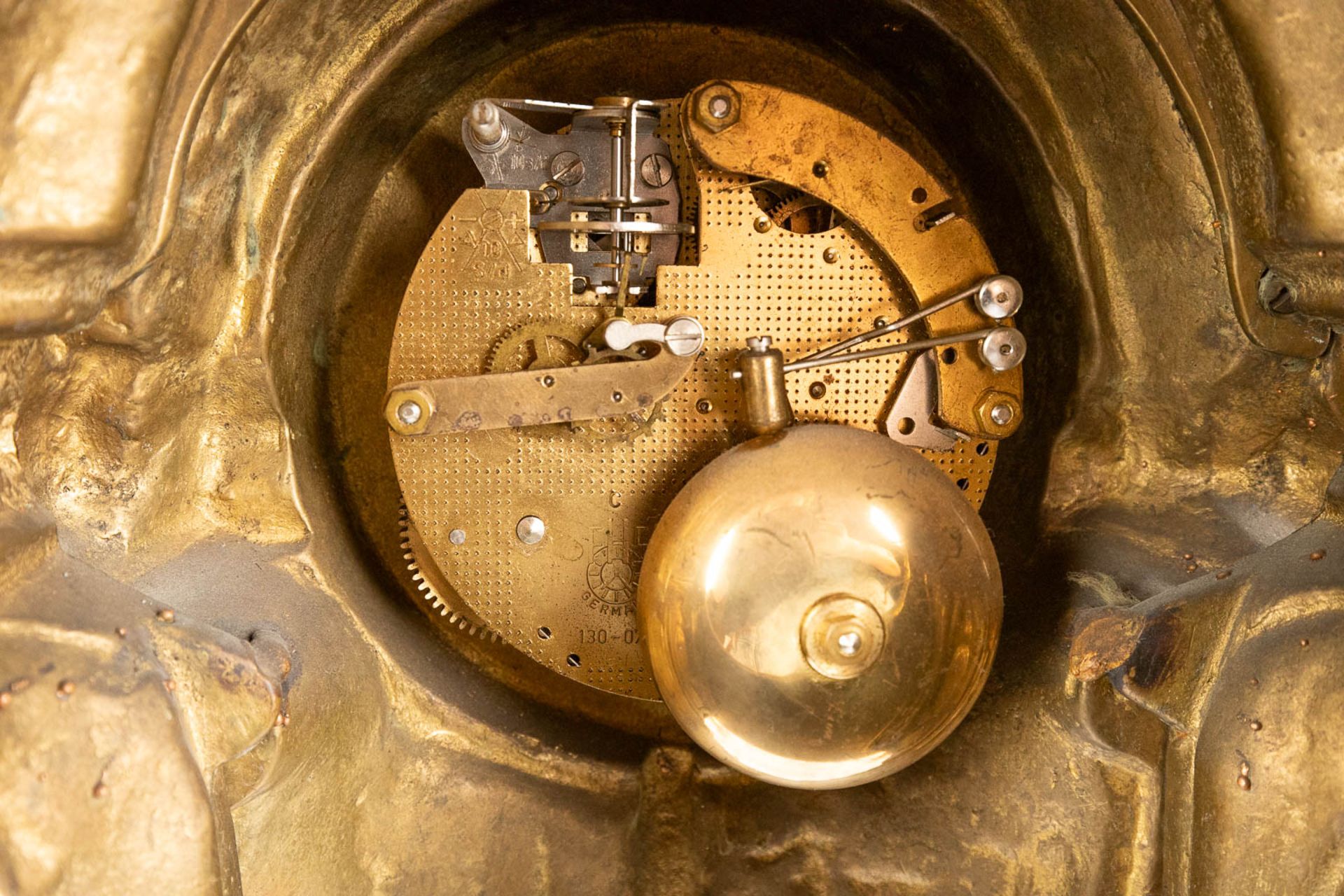 A three-piece mantle garniture clock and candelabra, bronze. 20th C. (D:16 x W:35 x H:62 cm) - Image 7 of 16