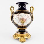 Manufacture Richelieu, a large porcelain vase mounted with gilt bronze. 20th C. (D:25 x W:27 x H:41