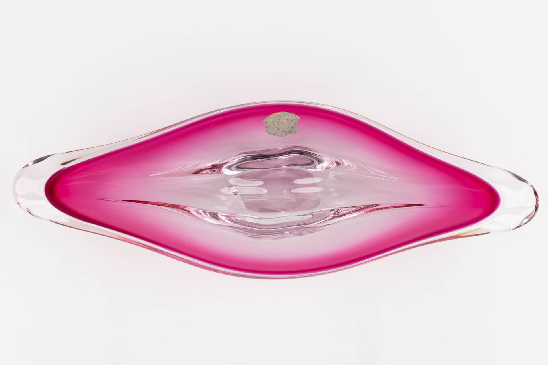 Val Saint Lambert, a pink crystal tray. (D:18,5 x W:54 x H:7,5 cm) - Image 7 of 11