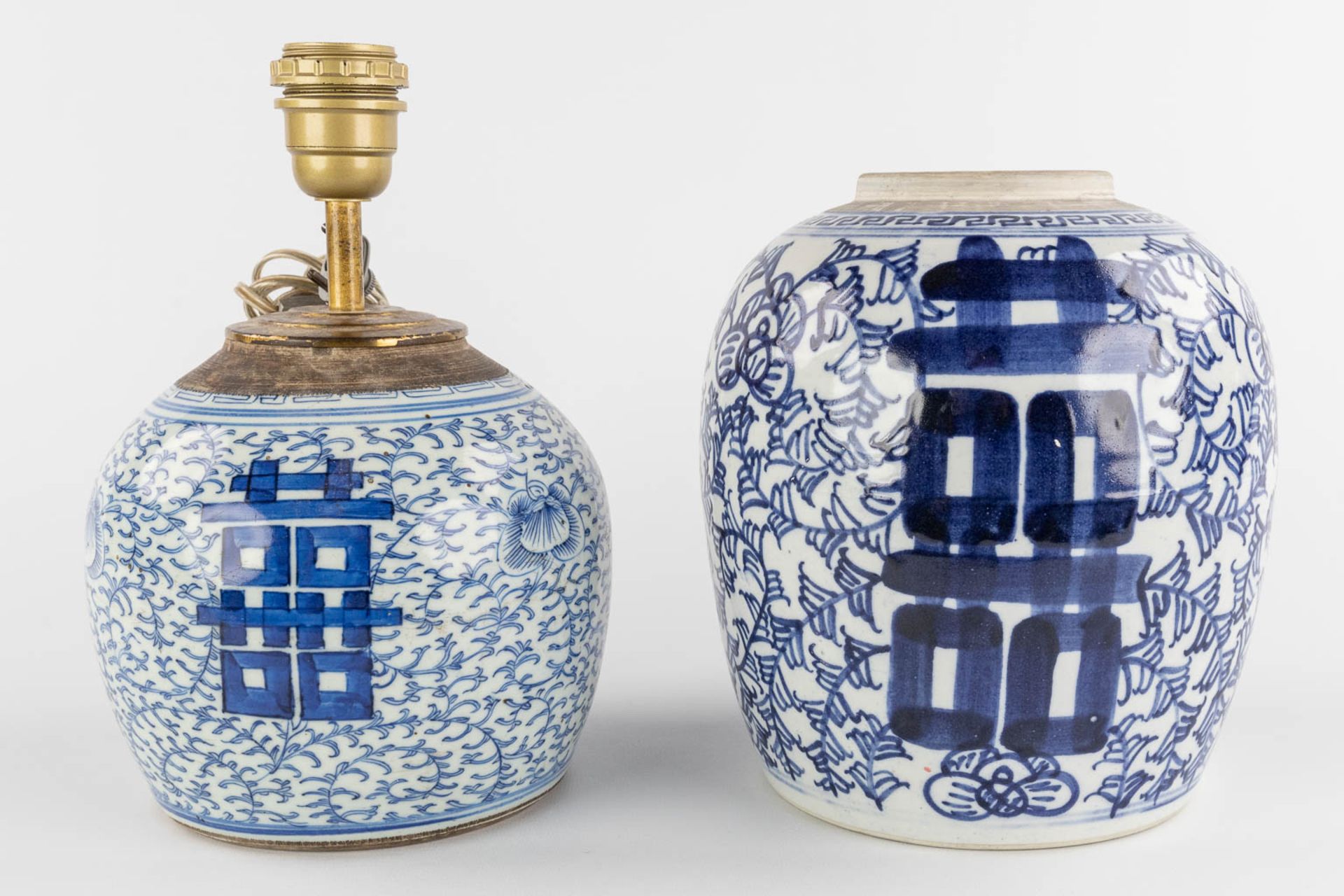 4 Chinese ginger jars with blue-white decor. 19th/20th C. (H:23 x D:21 cm) - Image 3 of 14