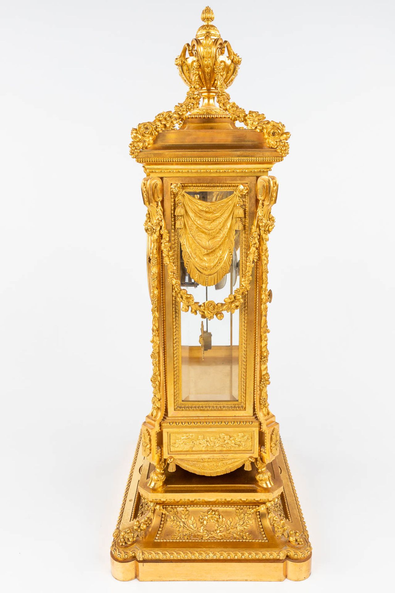 An imposing three-piece mantle garniture clock and candelabra, gilt bronze in Louis XVI style. Maiso - Image 19 of 38