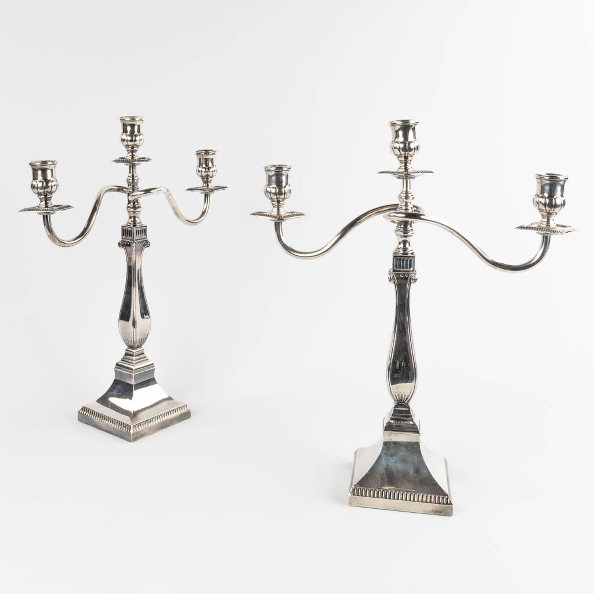 A pair of three-armed table candelabra, Spain, Silver, 915/1000. 1621g.  (D:12 x W:37 x H:45 cm)