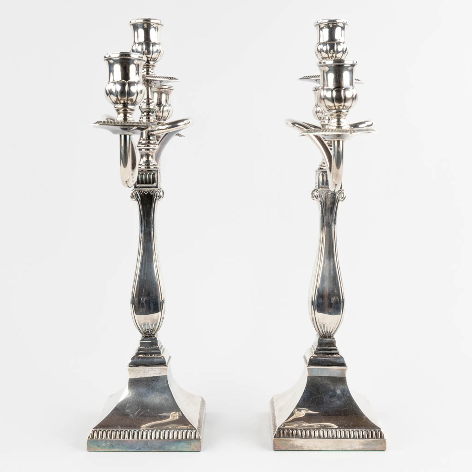 A pair of three-armed table candelabra, Spain, Silver, 915/1000. 1621g.  (D:12 x W:37 x H:45 cm) - Bild 6 aus 14