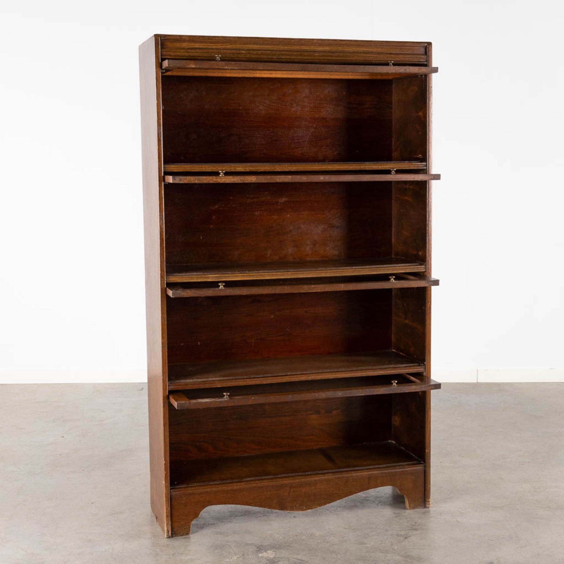 An antique English 'Barrister' bookcase, drop down glass doors. (D:30 x W:89 cm) - Image 3 of 10