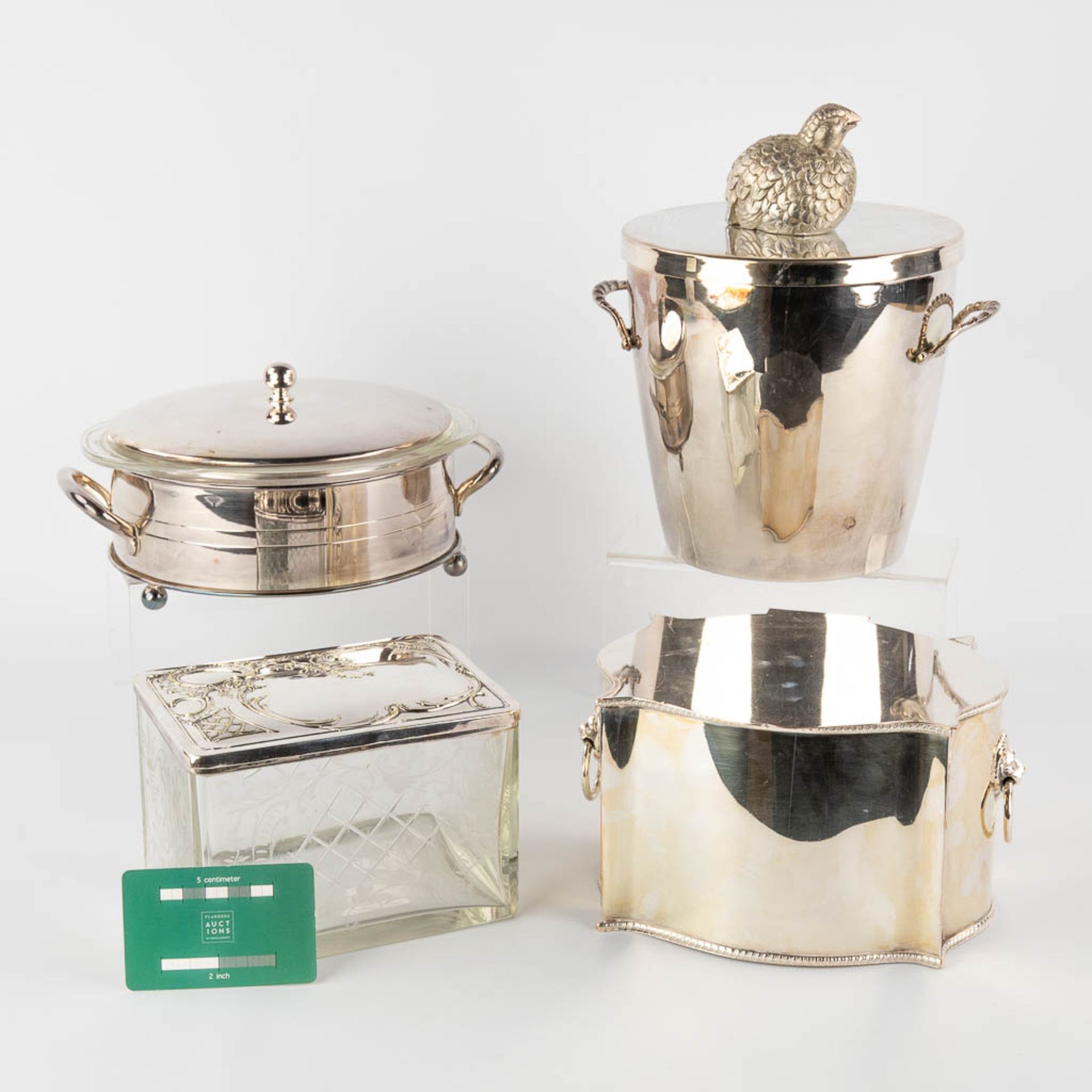 Four silver-plated storage boxes, ice-pails. (H:27 x D:20 cm) - Image 2 of 20